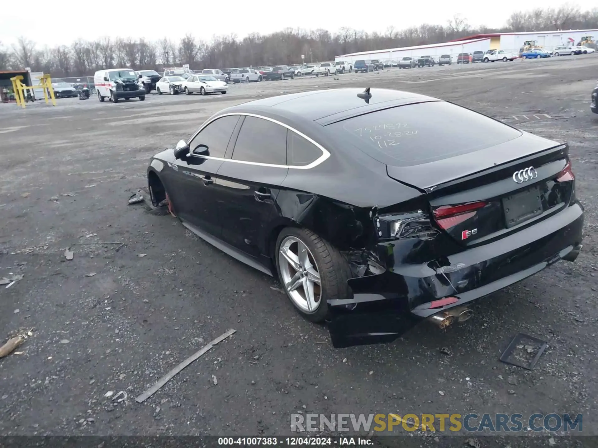 3 fotografías del automóvil dañado WAUB4CF55KA069388 AUDI S5 2019