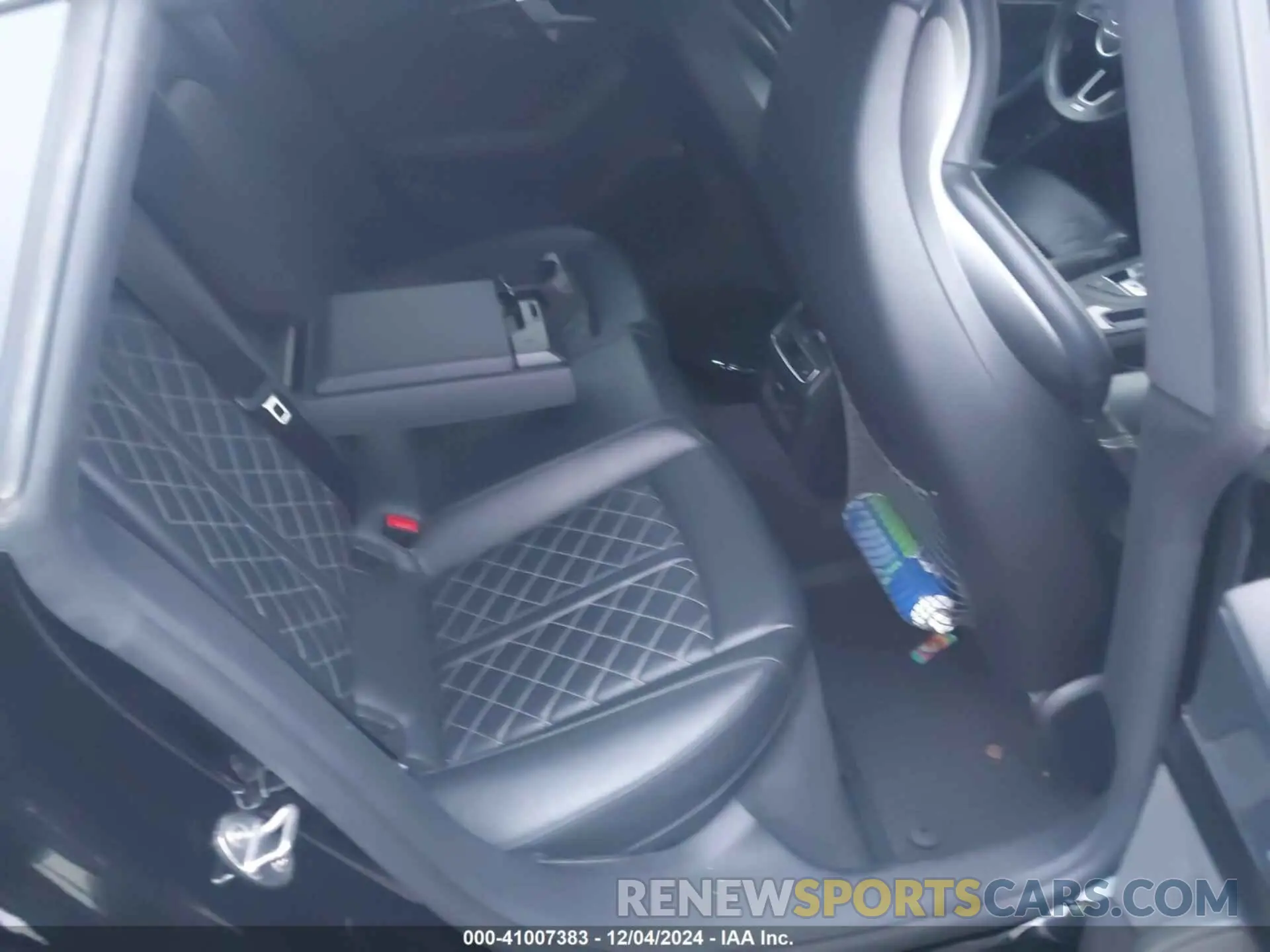 8 fotografías del automóvil dañado WAUB4CF55KA069388 AUDI S5 2019