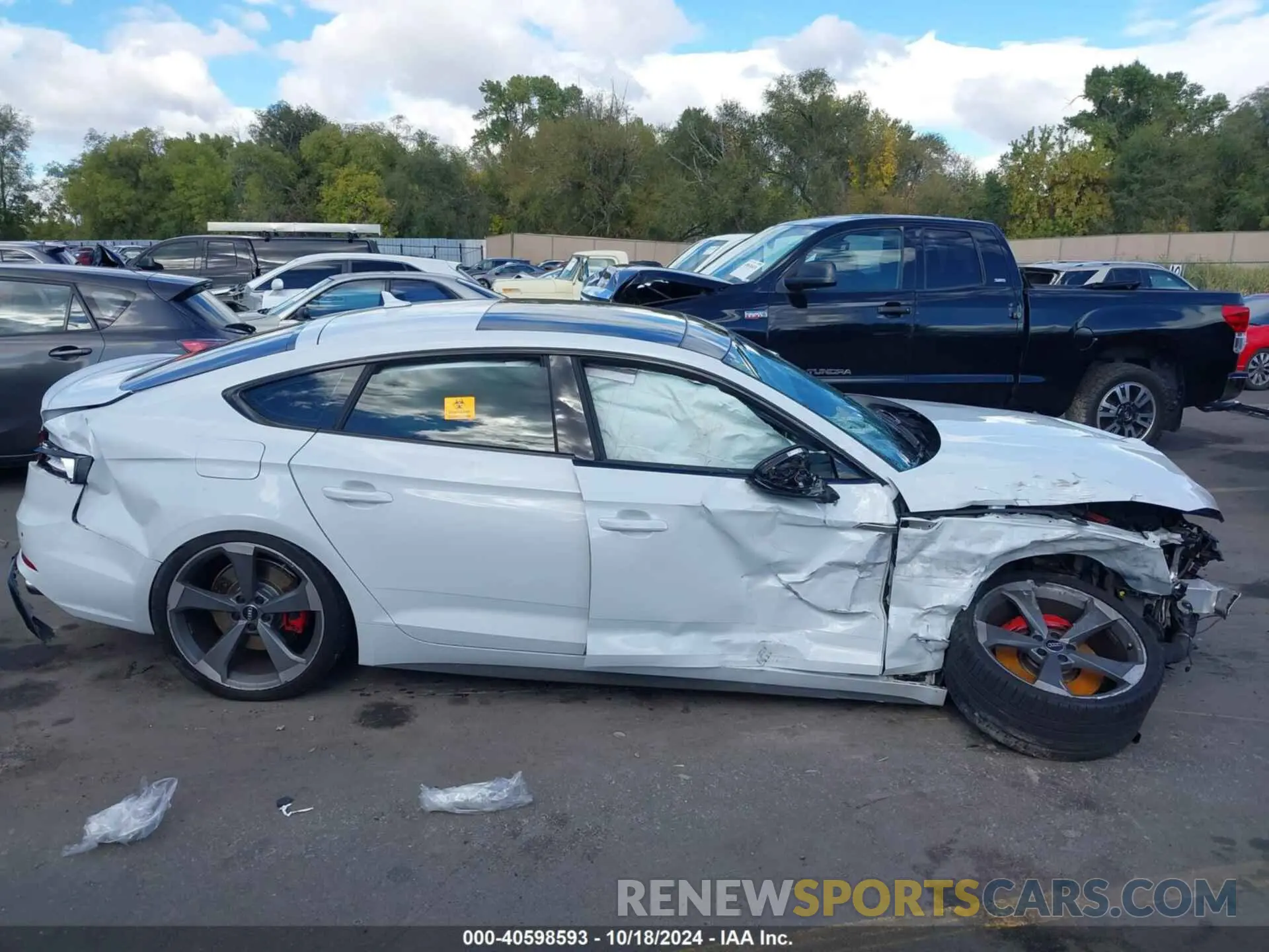 12 fotografías del automóvil dañado WAUB4CF56KA002654 AUDI S5 2019