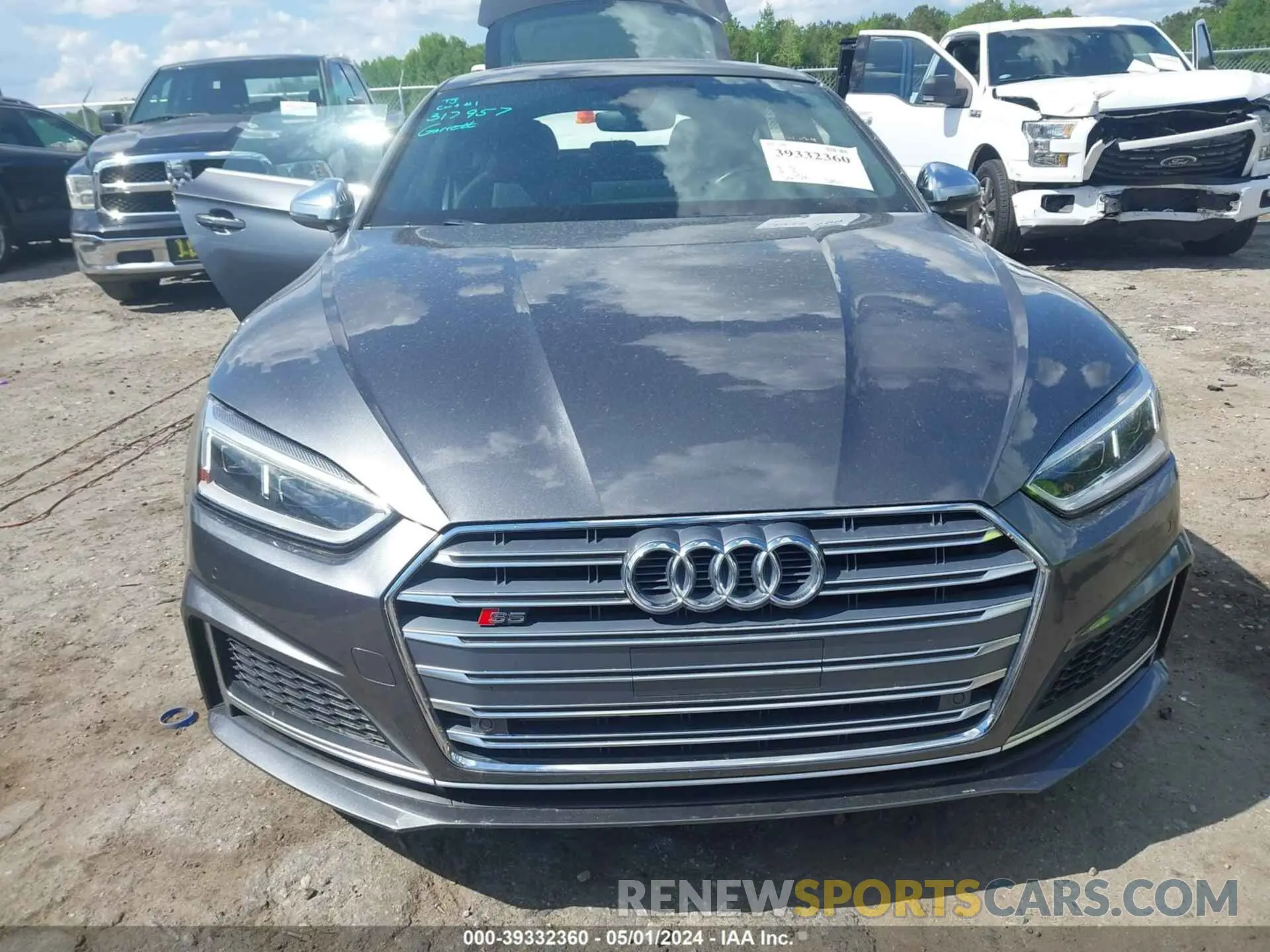 13 fotografías del automóvil dañado WAUB4CF59KA015866 AUDI S5 2019