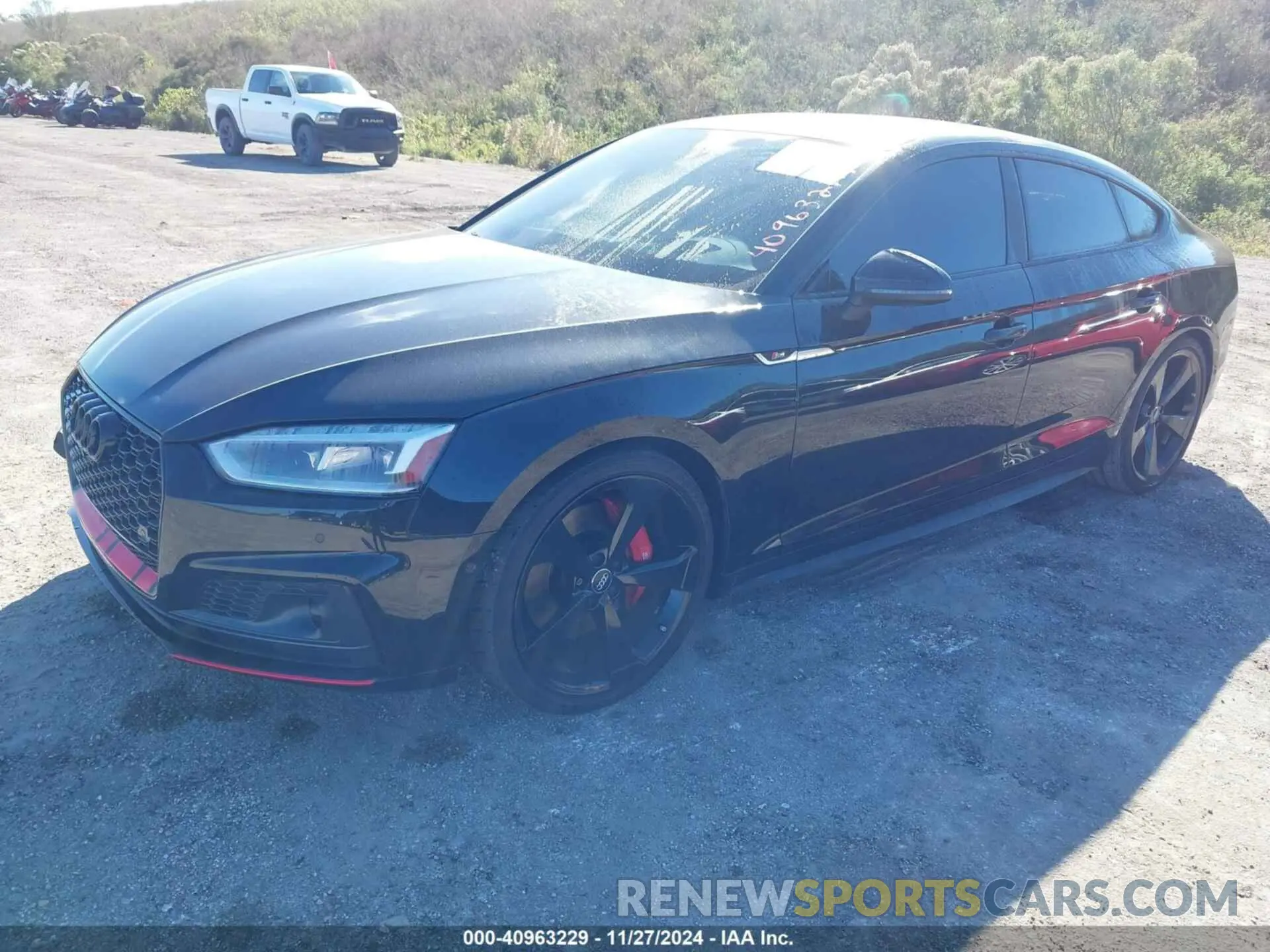 2 fotografías del automóvil dañado WAUC4CF52KA092843 AUDI S5 2019