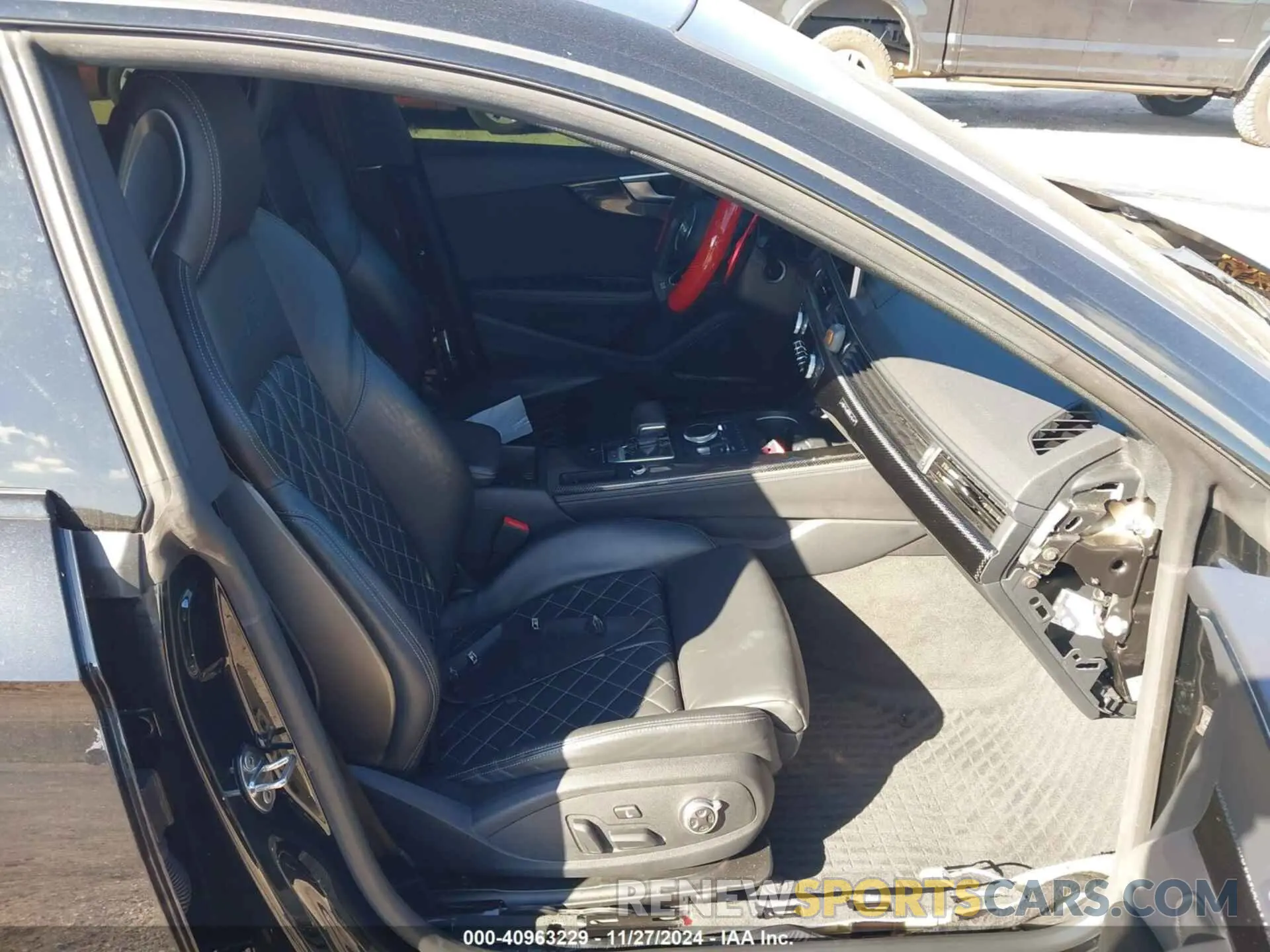 5 fotografías del automóvil dañado WAUC4CF52KA092843 AUDI S5 2019