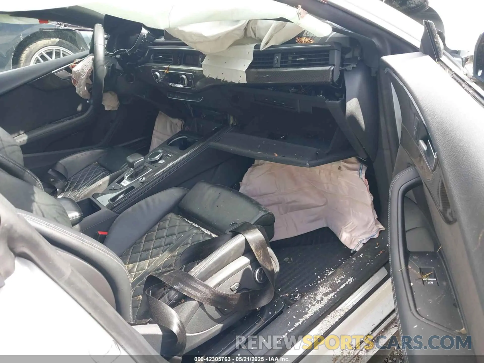5 fotografías del automóvil dañado WAUC4CF59KA026631 AUDI S5 2019