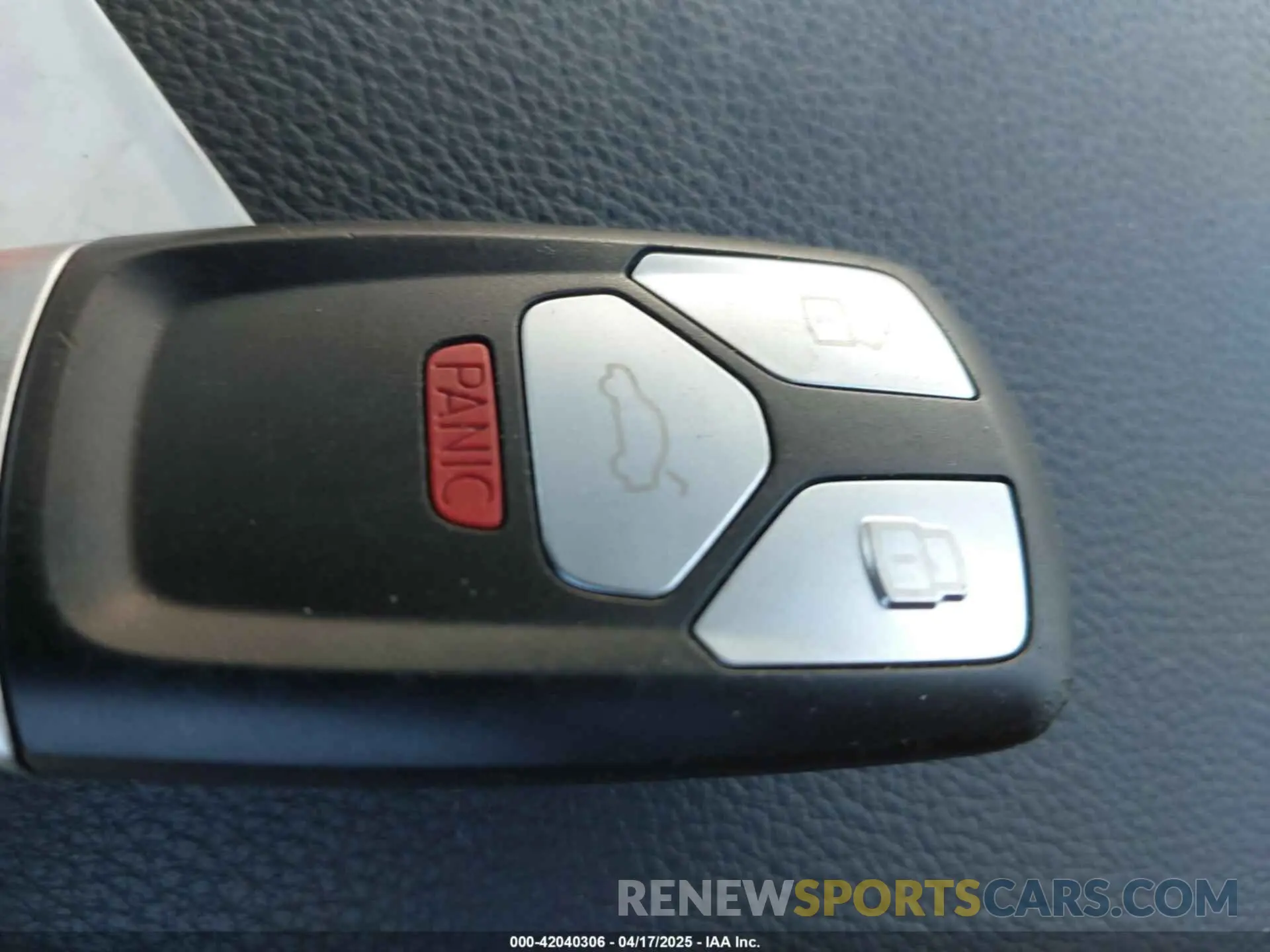 11 fotografías del automóvil dañado WAUC4CF5XKA004458 AUDI S5 2019