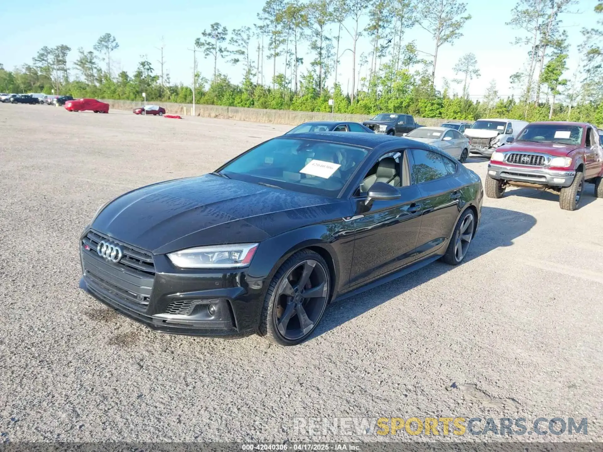 2 fotografías del automóvil dañado WAUC4CF5XKA004458 AUDI S5 2019