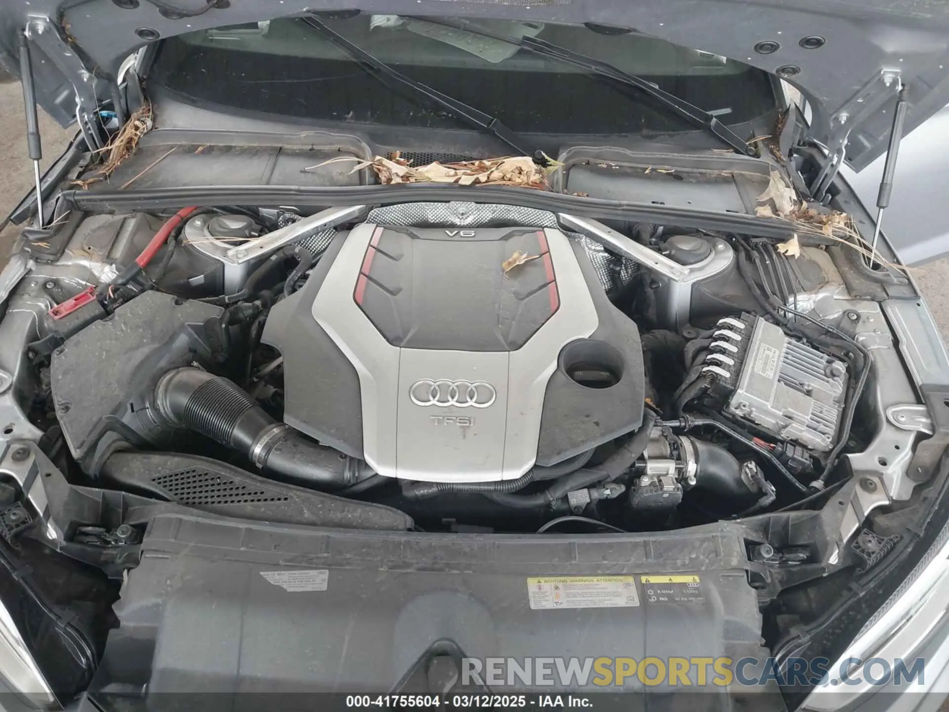 10 fotografías del automóvil dañado WAUP4AF50KA016933 AUDI S5 2019