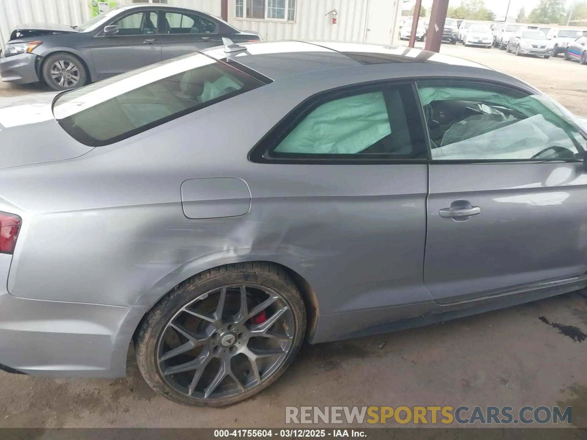 19 fotografías del automóvil dañado WAUP4AF50KA016933 AUDI S5 2019