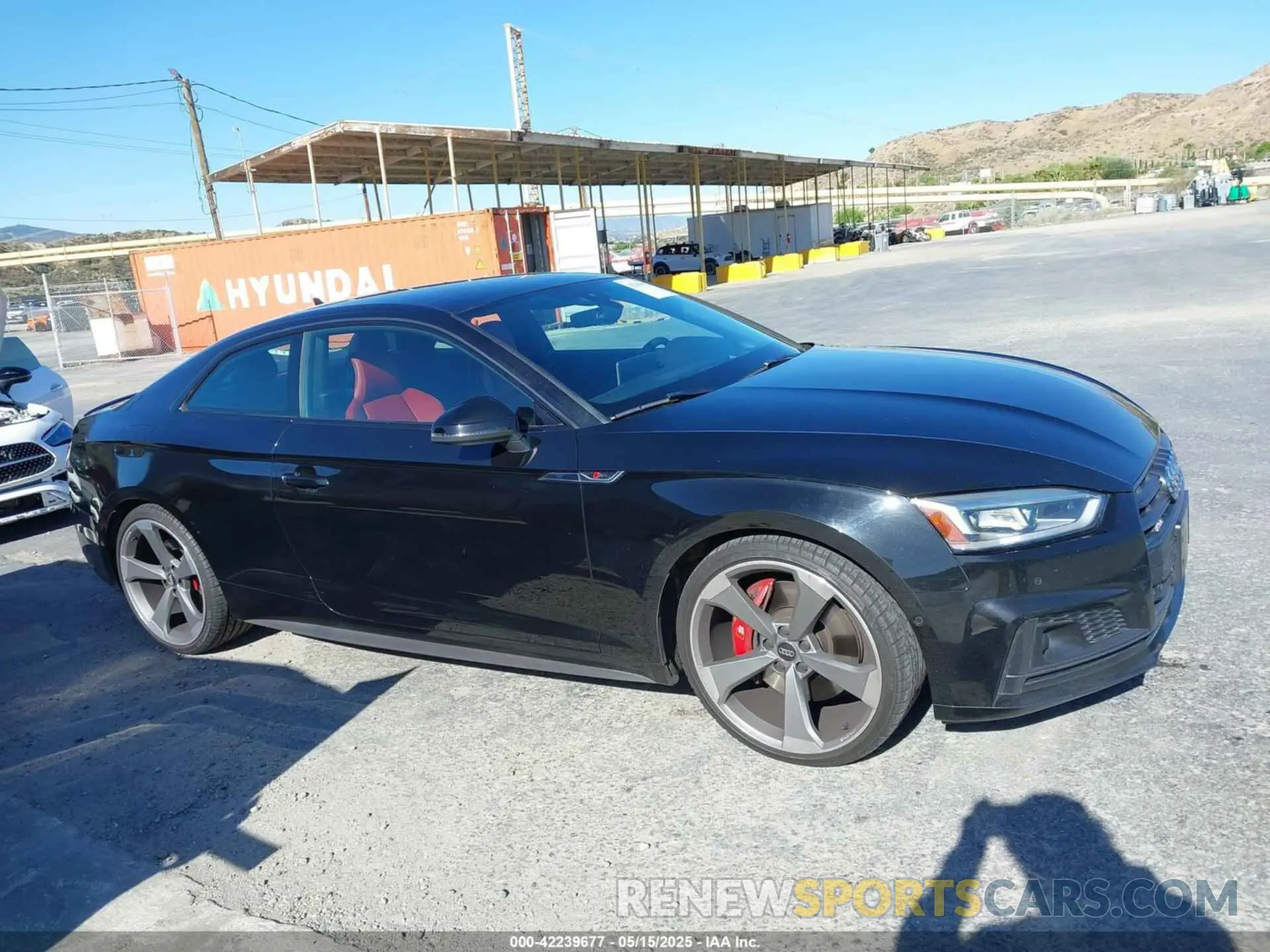 13 fotografías del automóvil dañado WAUR4AF56KA058869 AUDI S5 2019