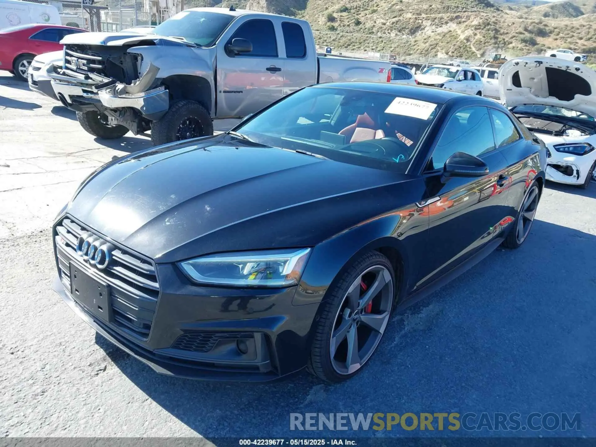 2 fotografías del automóvil dañado WAUR4AF56KA058869 AUDI S5 2019