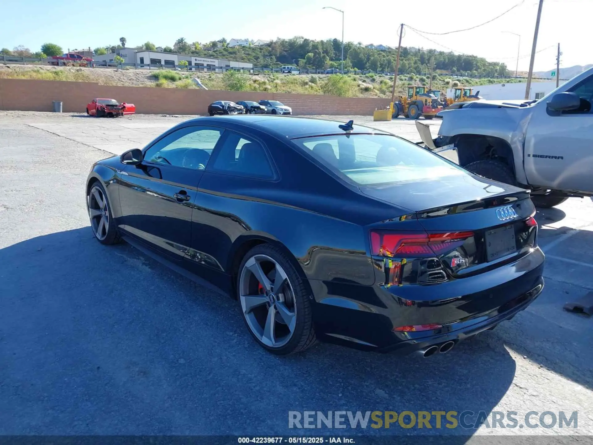 3 fotografías del automóvil dañado WAUR4AF56KA058869 AUDI S5 2019