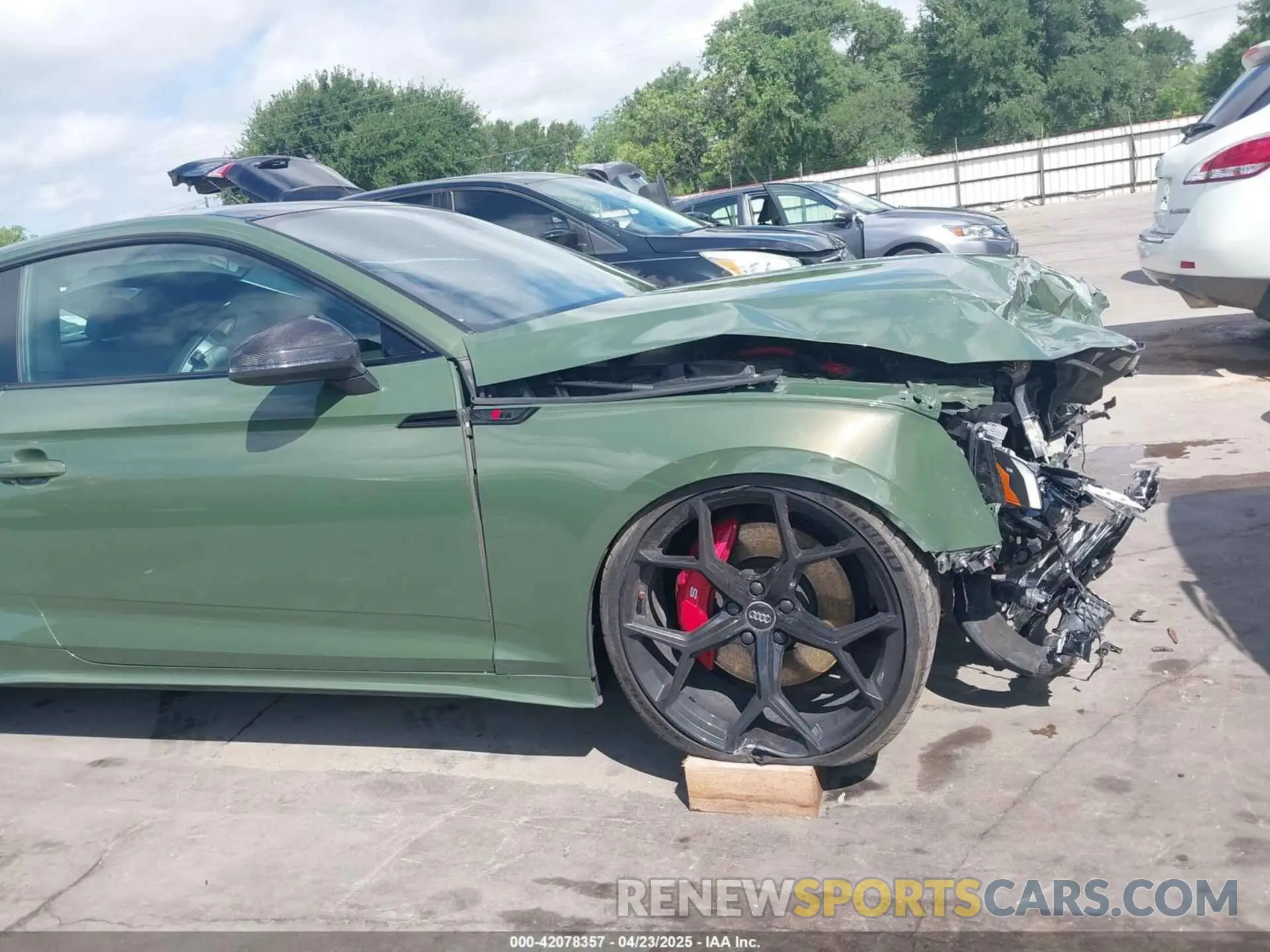 19 fotografías del automóvil dañado WAUP4AF55NA033974 AUDI S5 2022