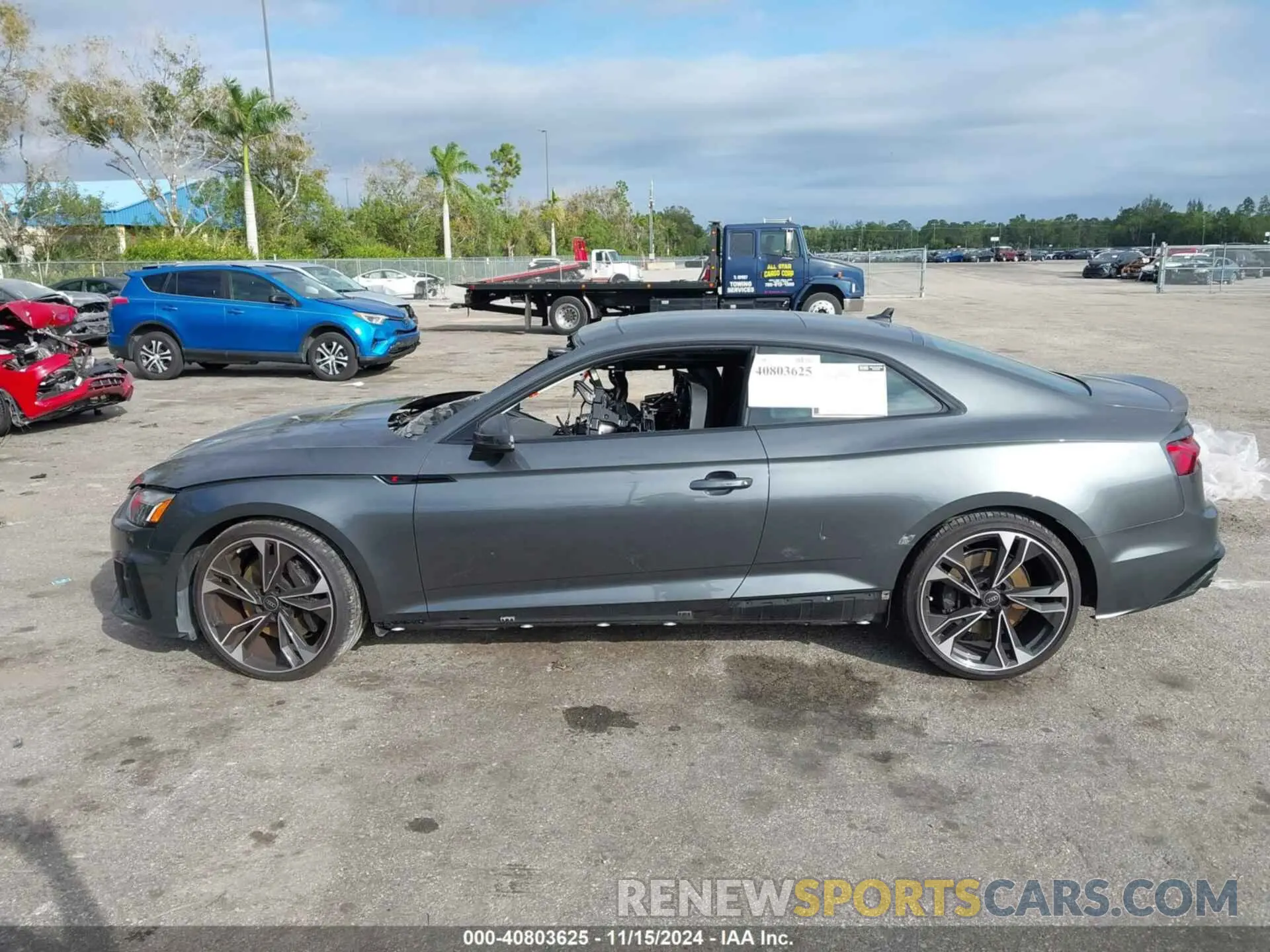 14 fotografías del automóvil dañado WAUP4AF5XPA039188 AUDI S5 2023