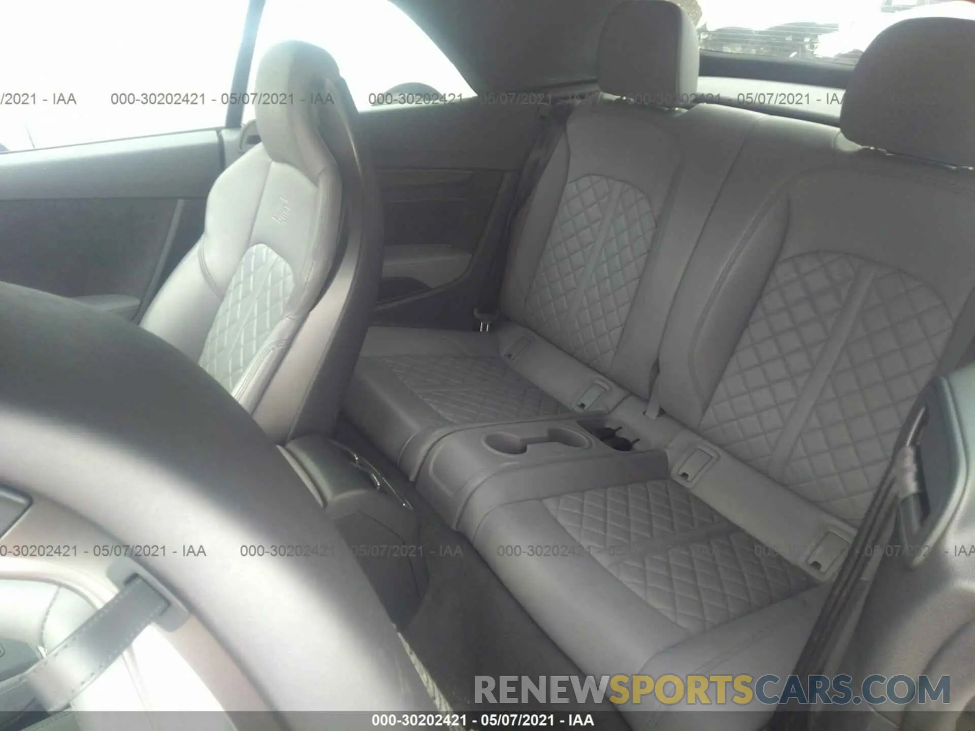 8 fotografías del automóvil dañado WAUY4GF50KN002126 AUDI S5 CABRIOLET 2019