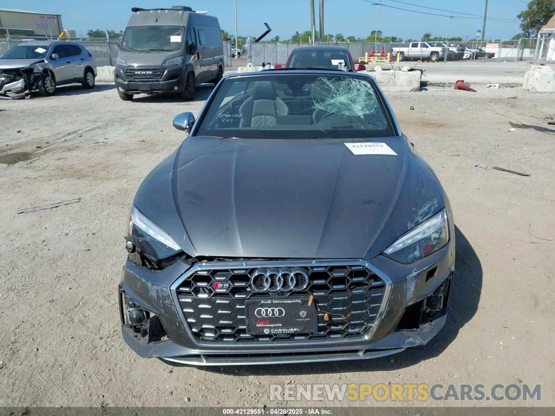 12 fotografías del automóvil dañado WAUY4GF52MN004561 AUDI S5 CABRIOLET 2021