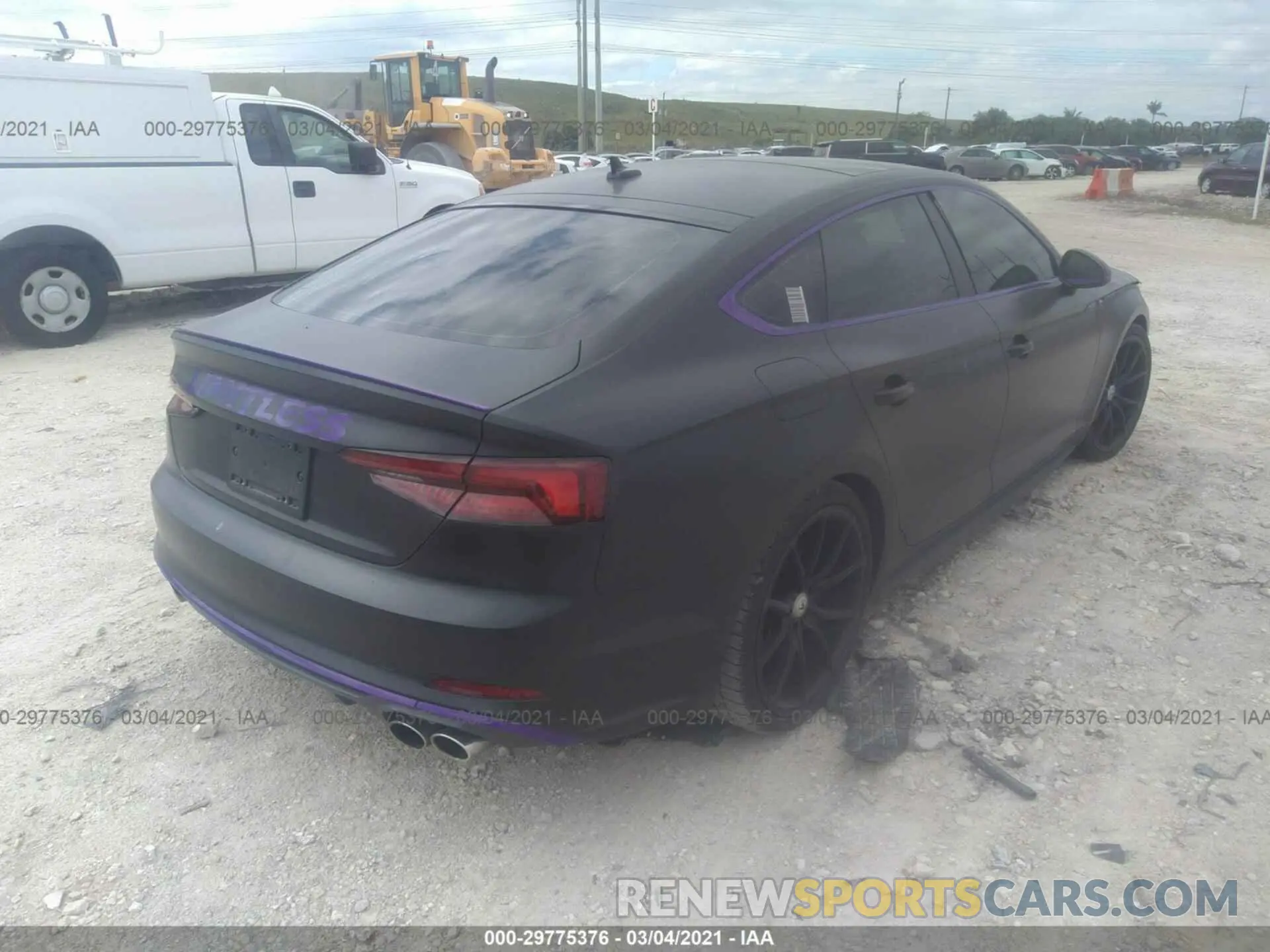 4 fotografías del automóvil dañado WAUC4CF54KA017156 AUDI S5 SPORTBACK 2019