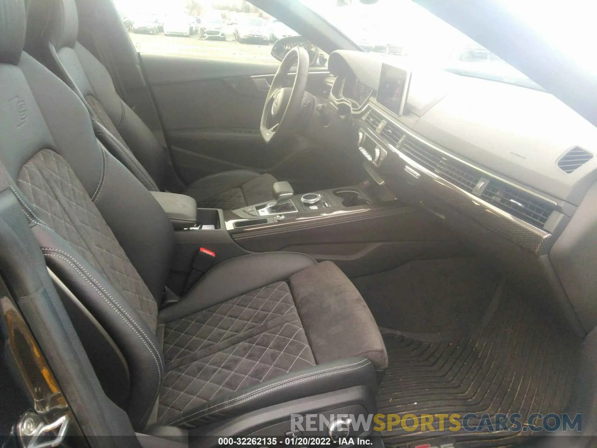 5 fotografías del automóvil dañado WAUC4CF54KA027914 AUDI S5 SPORTBACK 2019