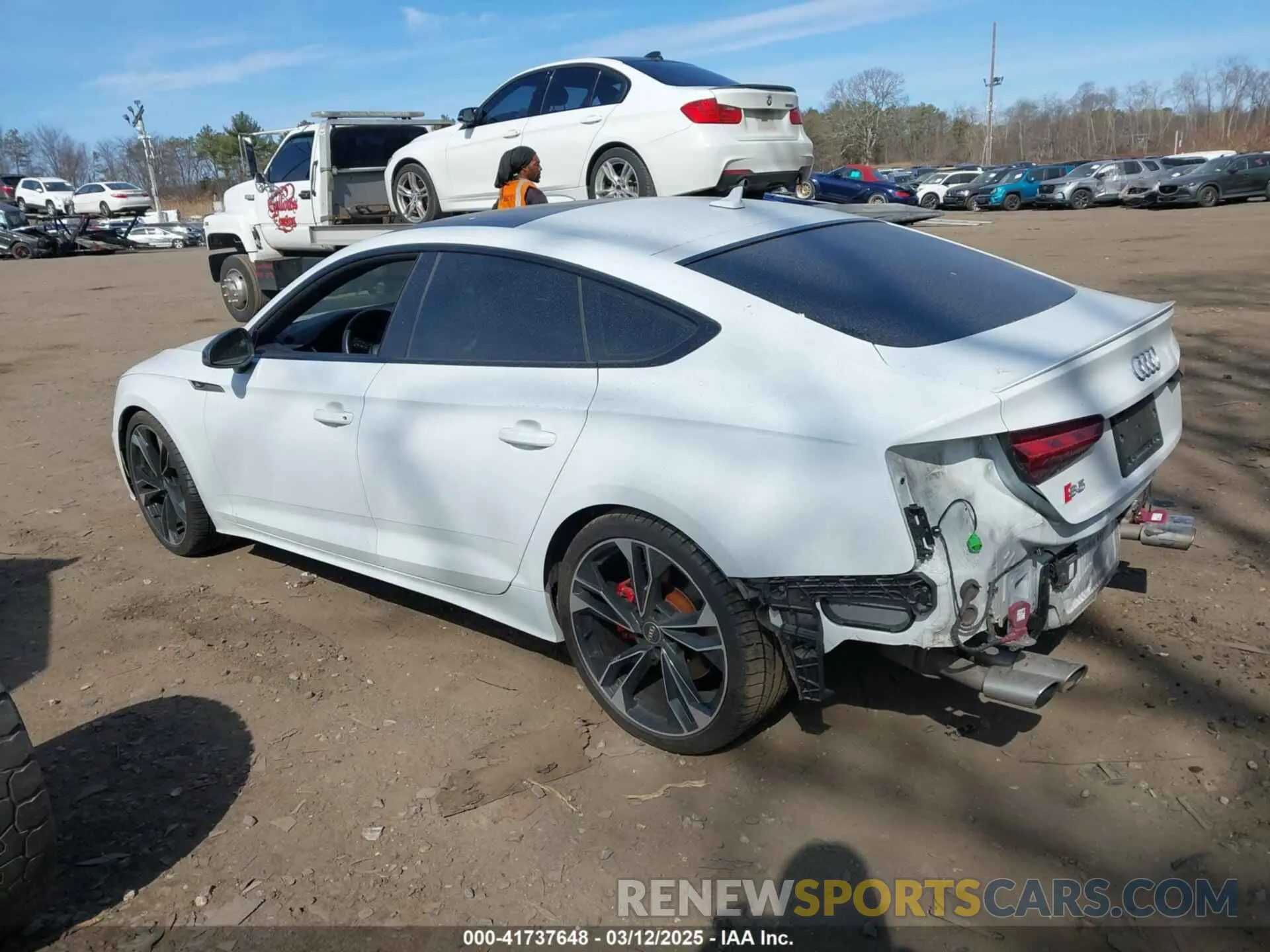14 fotografías del automóvil dañado WAUC4CF51LA012689 AUDI S5 SPORTBACK 2020