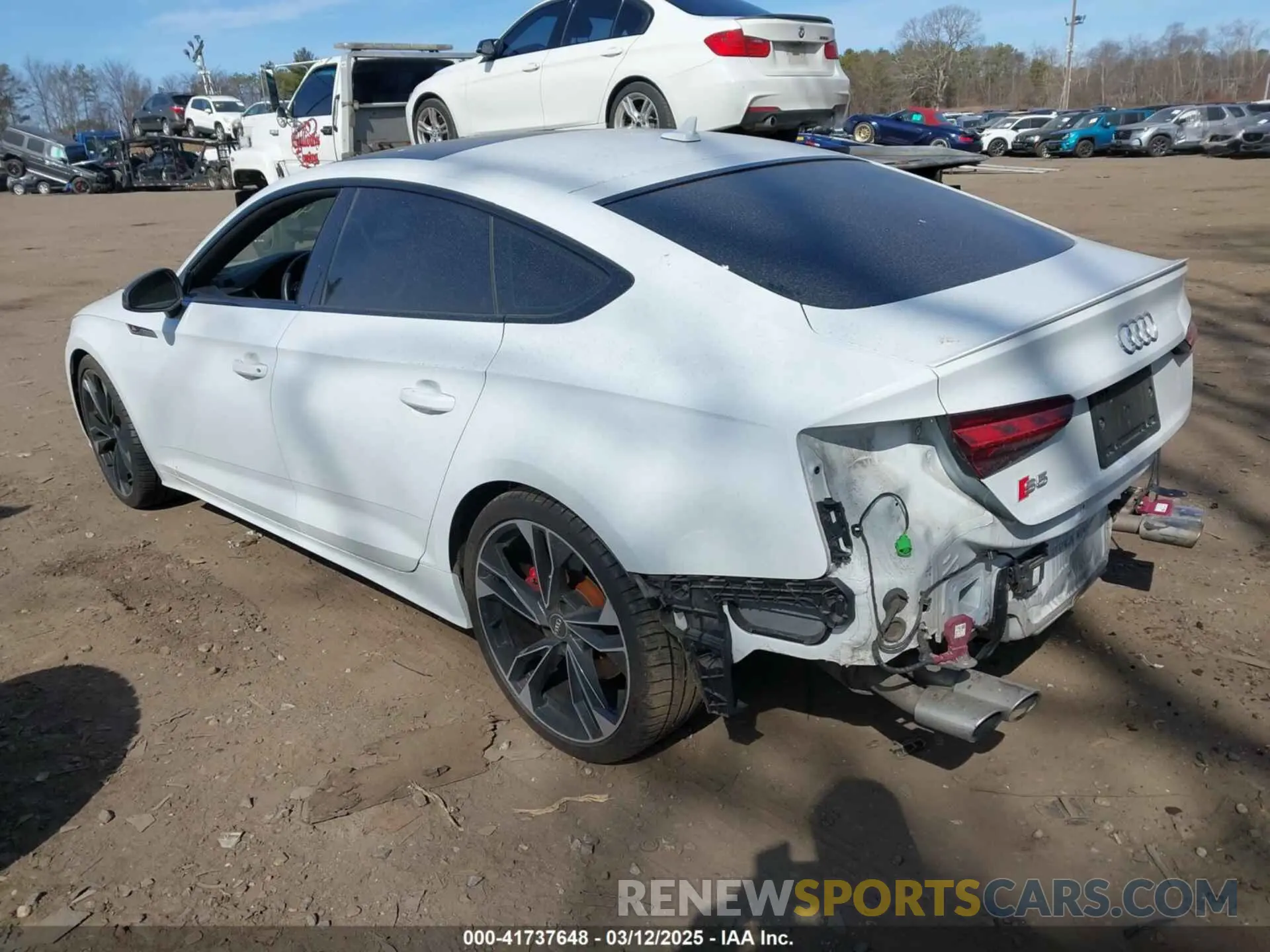 3 fotografías del automóvil dañado WAUC4CF51LA012689 AUDI S5 SPORTBACK 2020