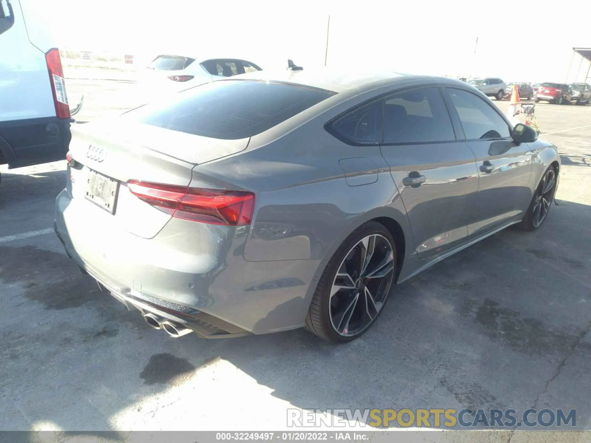 4 fotografías del automóvil dañado WAUB4CF58MA032824 AUDI S5 SPORTBACK 2021