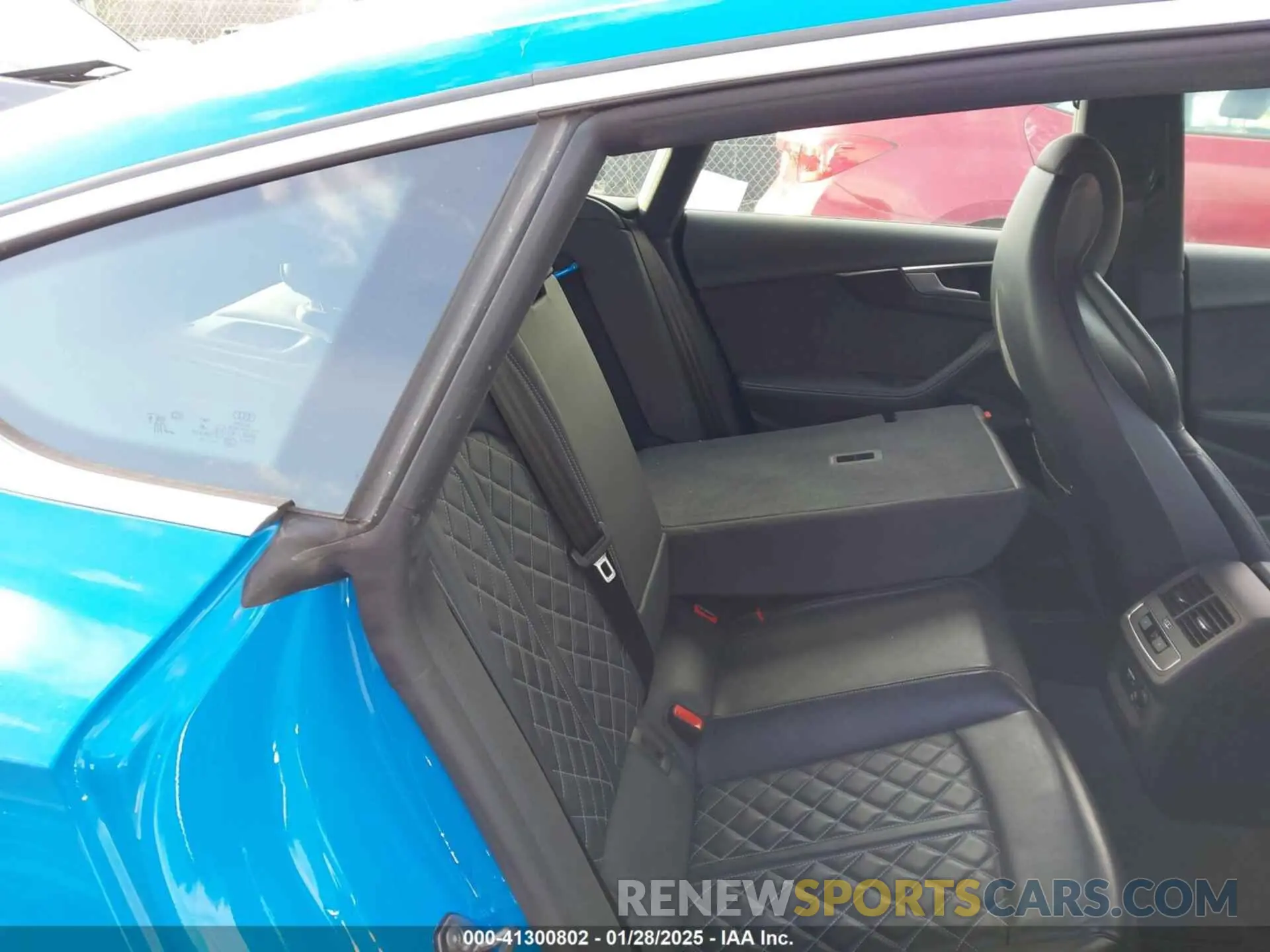 8 fotografías del automóvil dañado WAUC4CF50MA005959 AUDI S5 SPORTBACK 2021
