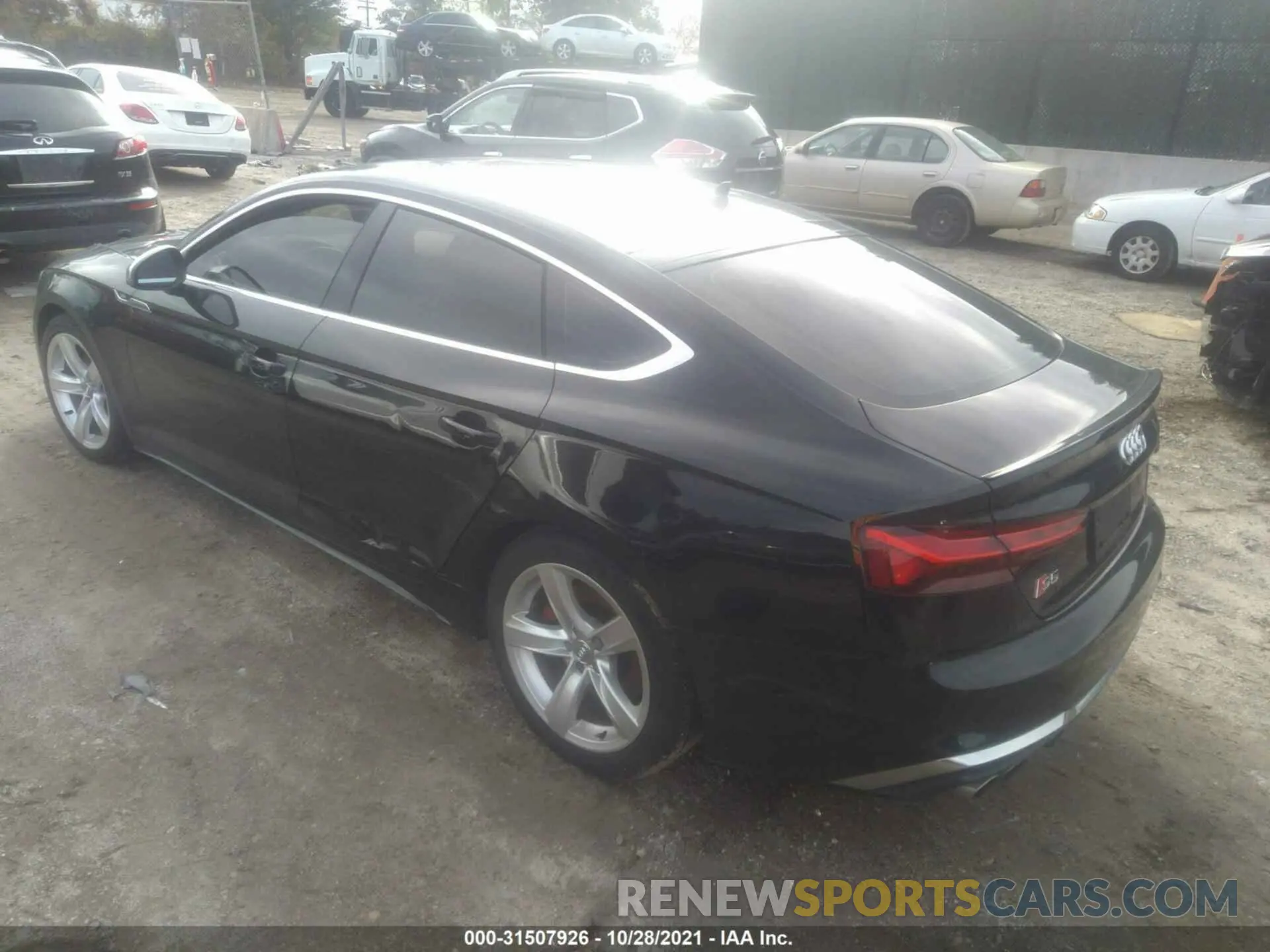 3 fotografías del automóvil dañado WAUC4CF54MA002501 AUDI S5 SPORTBACK 2021