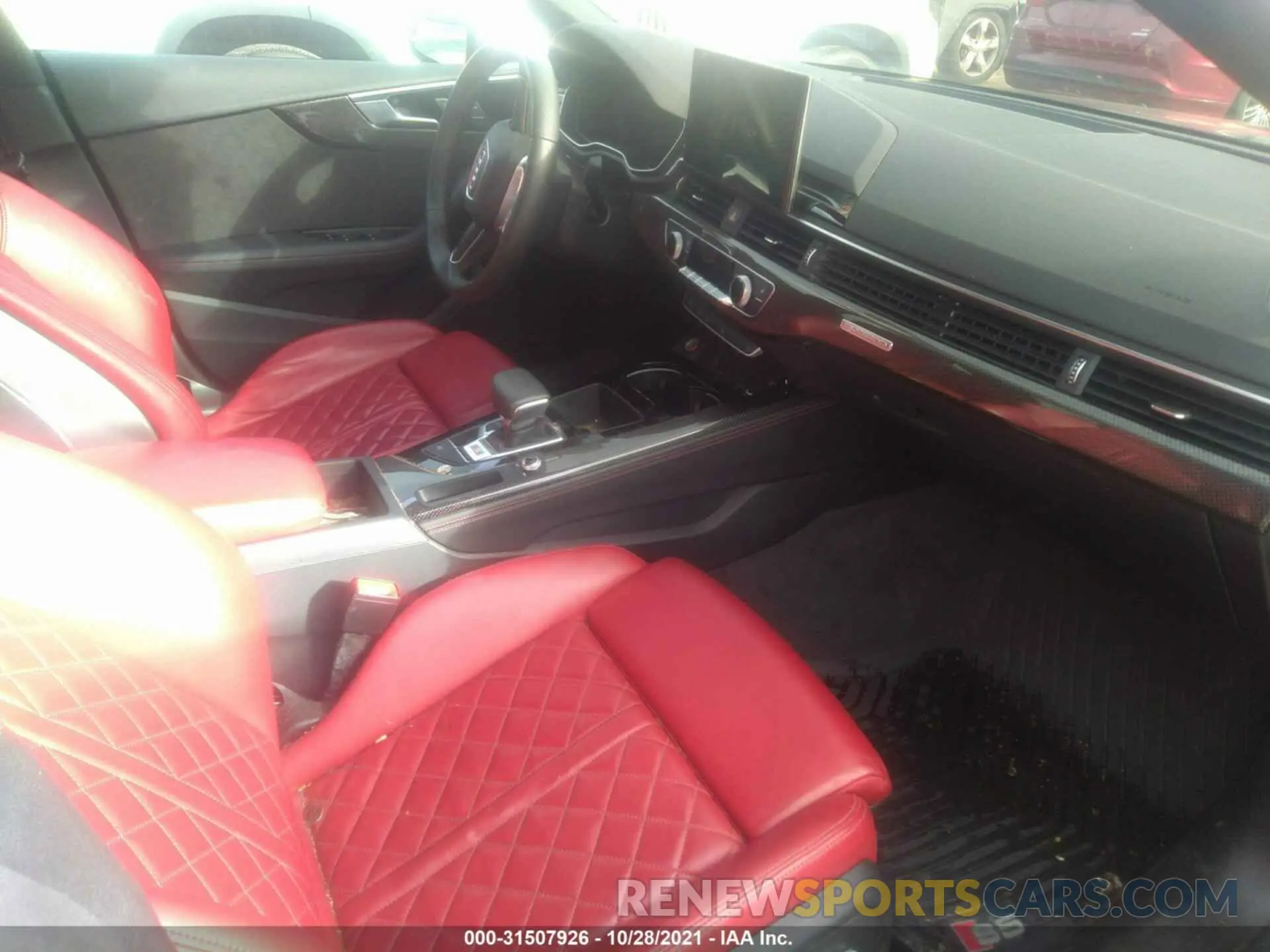 5 fotografías del automóvil dañado WAUC4CF54MA002501 AUDI S5 SPORTBACK 2021