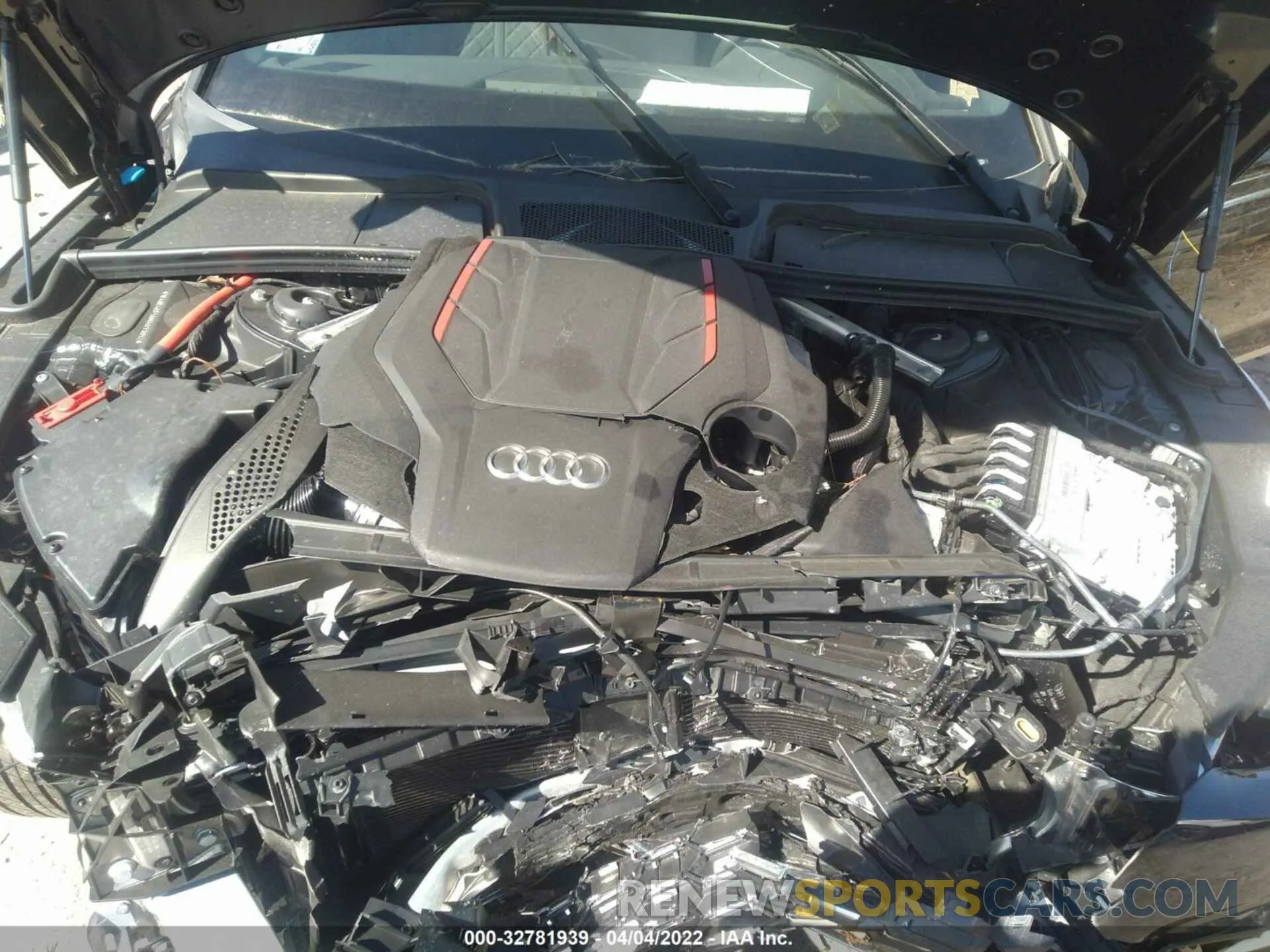 10 fotografías del automóvil dañado WAUC4CF50NA011892 AUDI S5 SPORTBACK 2022