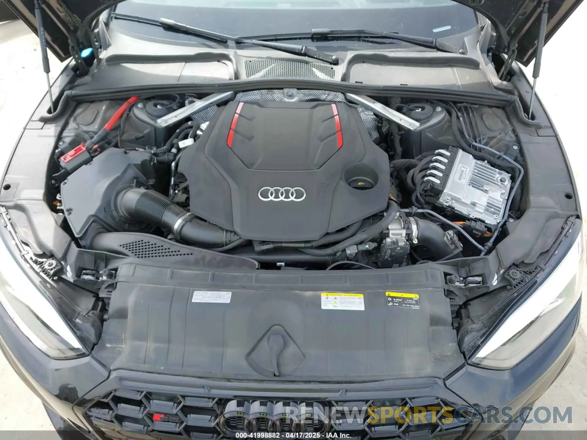 10 fotografías del automóvil dañado WAUB4DF52PA011381 AUDI S5 SPORTBACK 2023