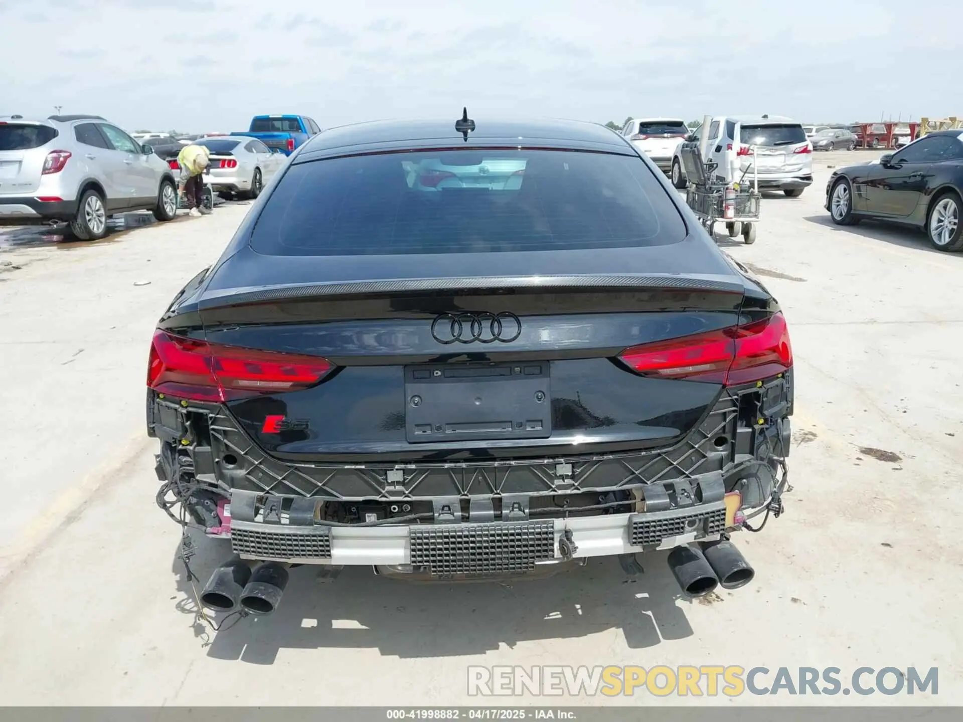 17 fotografías del automóvil dañado WAUB4DF52PA011381 AUDI S5 SPORTBACK 2023