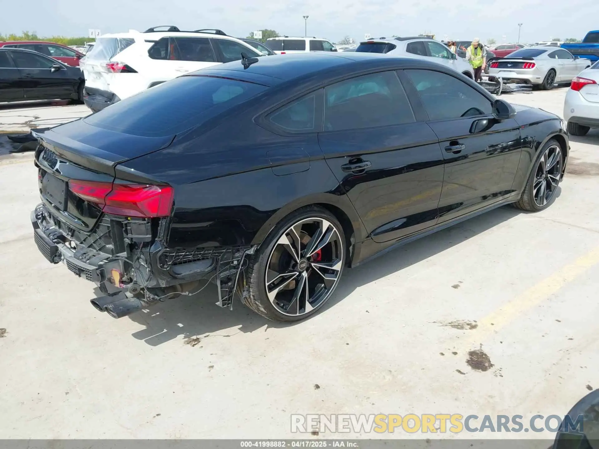 4 fotografías del automóvil dañado WAUB4DF52PA011381 AUDI S5 SPORTBACK 2023