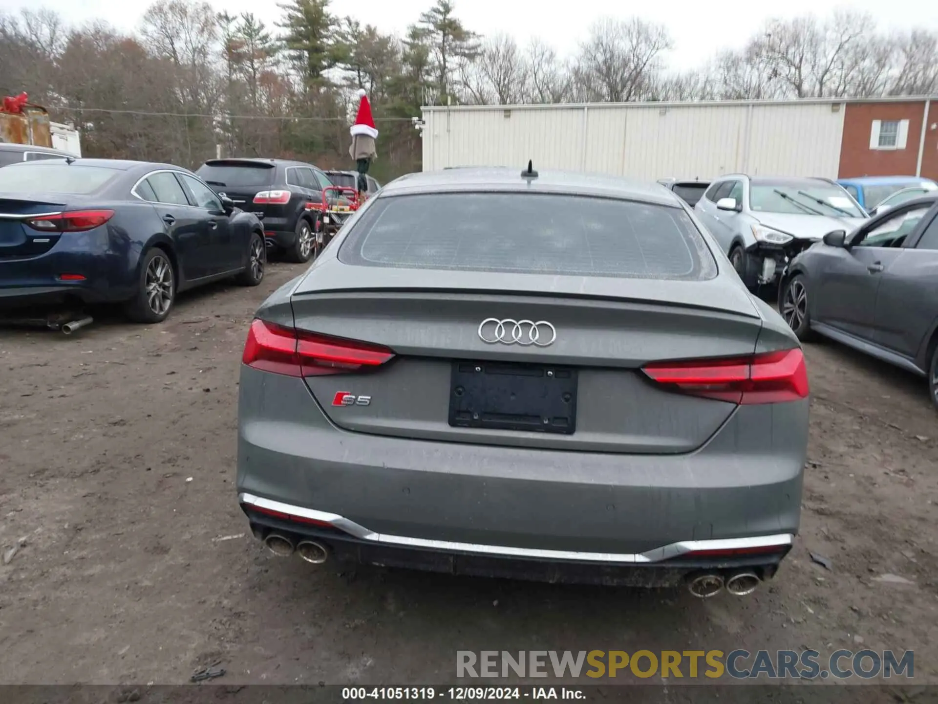 17 fotografías del automóvil dañado WAUC4CF50PA011457 AUDI S5 SPORTBACK 2023