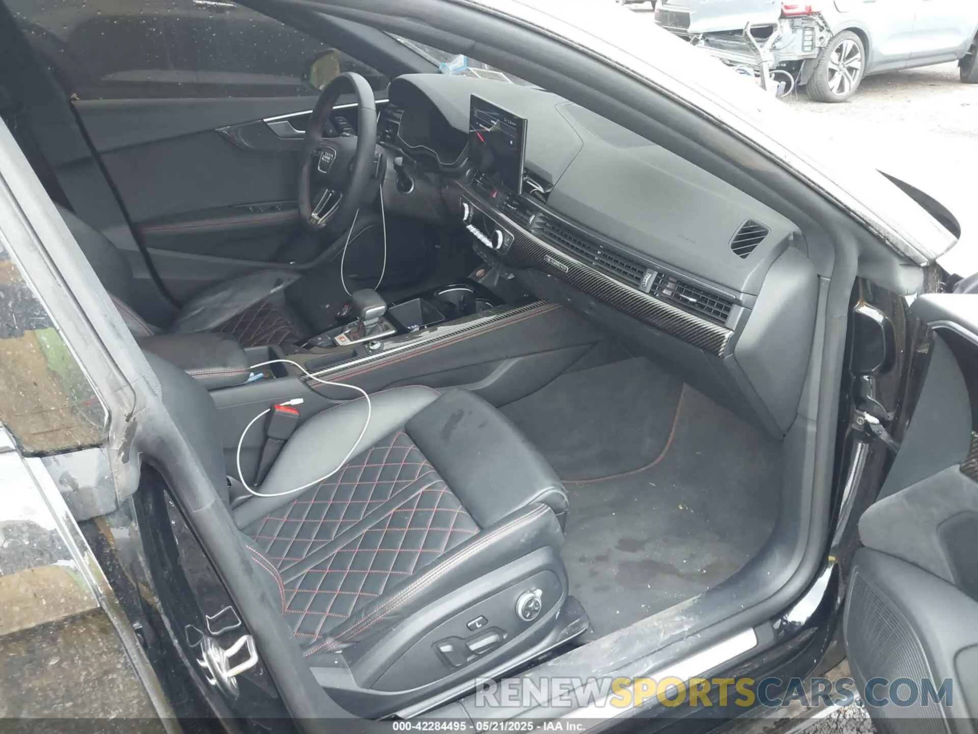 5 fotografías del automóvil dañado WAUC4CF53PA065545 AUDI S5 SPORTBACK 2023