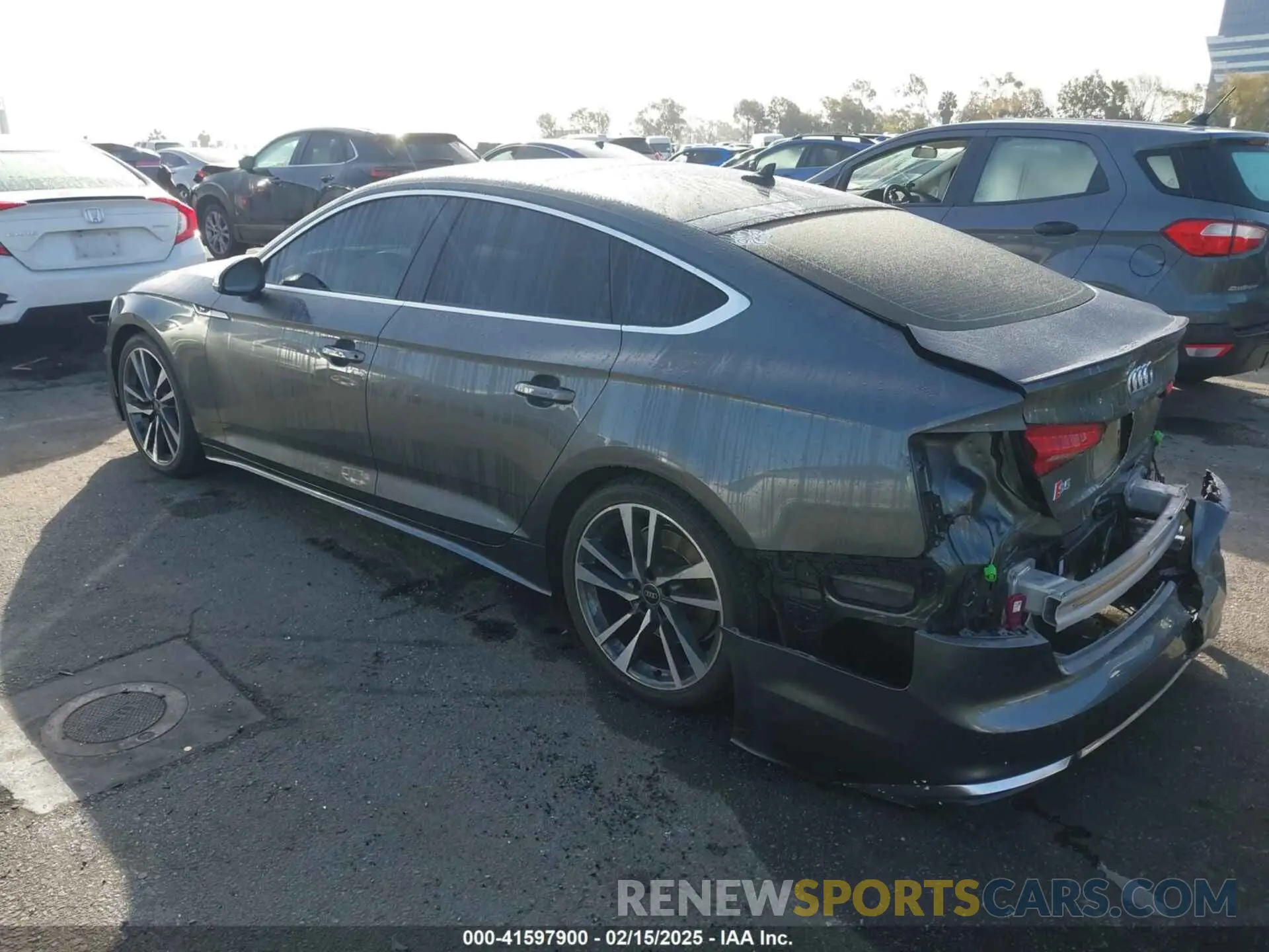 3 fotografías del automóvil dañado WAUC4CF55PA001605 AUDI S5 SPORTBACK 2023