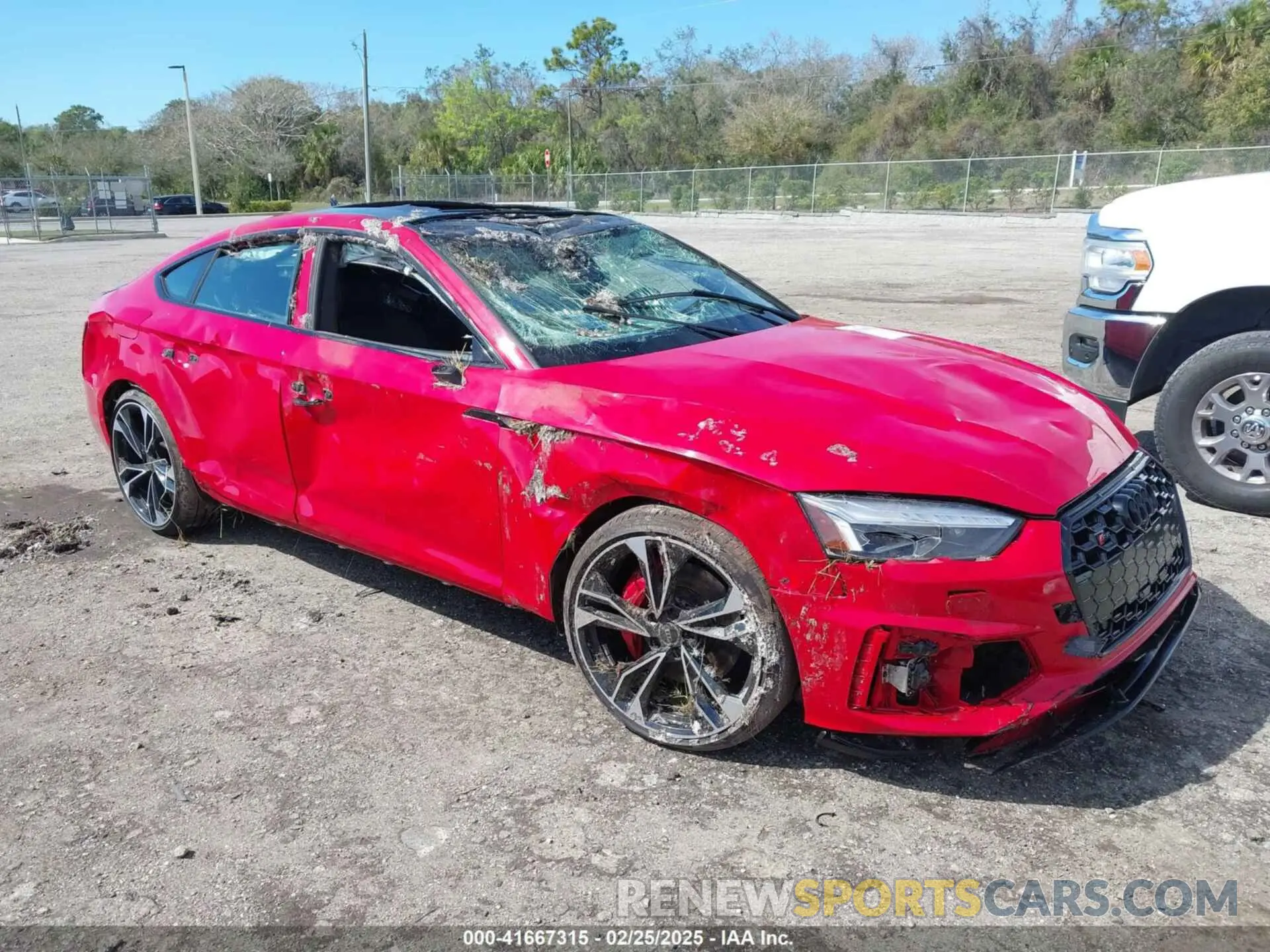 1 fotografías del automóvil dañado WAUB4CF52RA055880 AUDI S5 SPORTBACK 2024