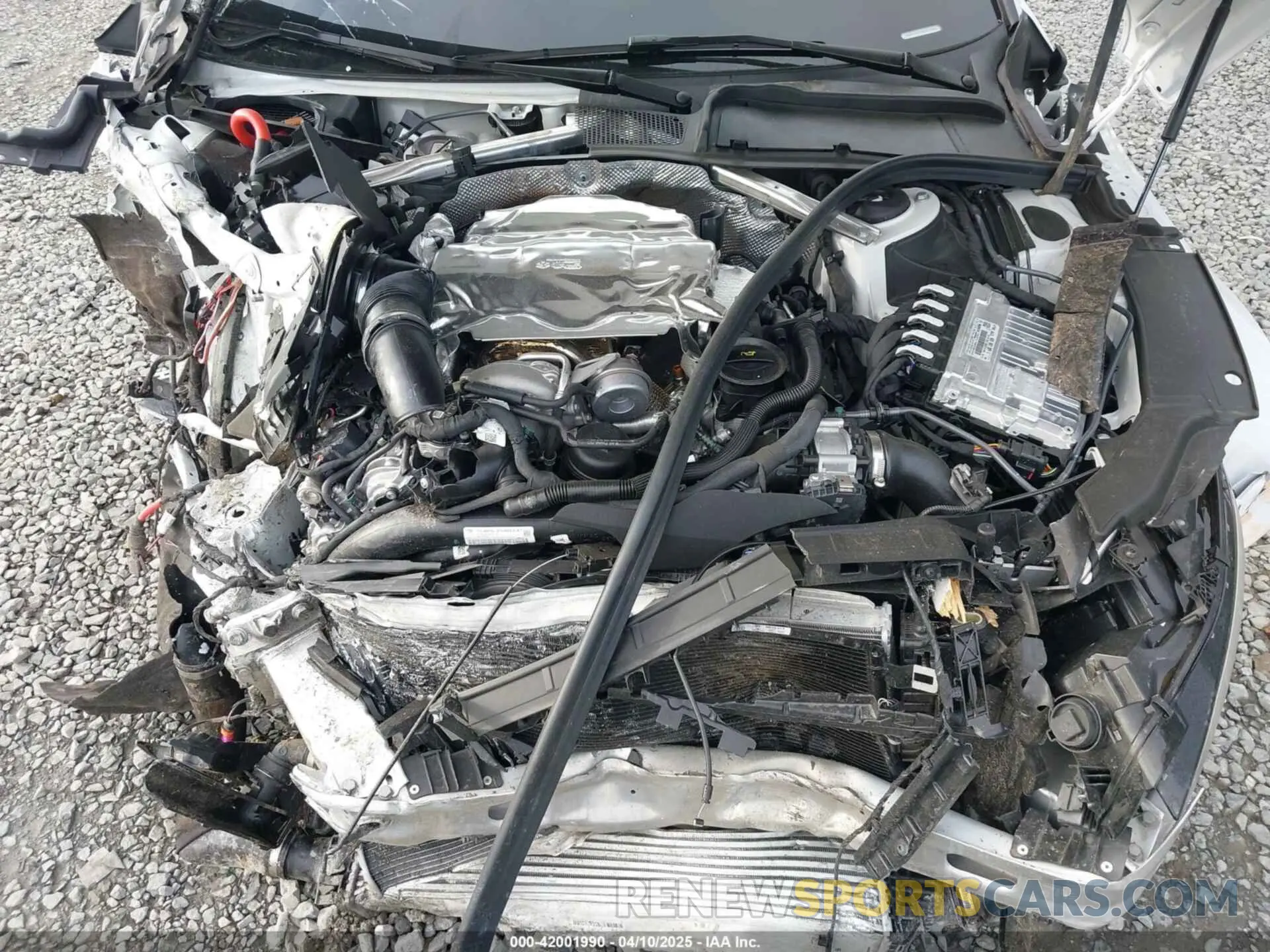 10 fotografías del automóvil dañado WAUC4CF50RA118382 AUDI S5 SPORTBACK 2024