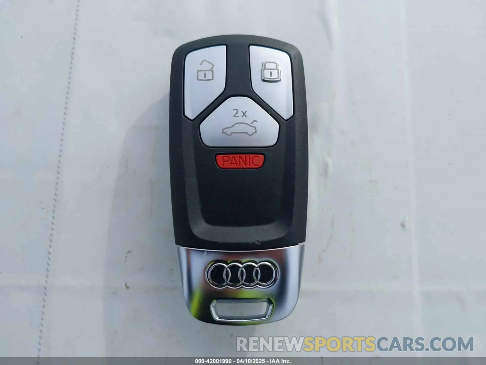 11 fotografías del automóvil dañado WAUC4CF50RA118382 AUDI S5 SPORTBACK 2024