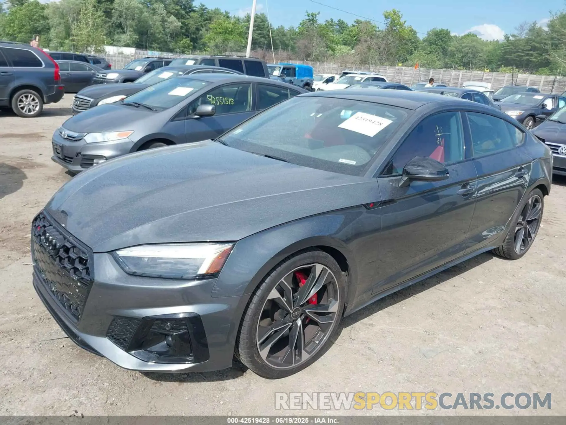 2 fotografías del automóvil dañado WAUC4CF52RA101227 AUDI S5 SPORTBACK 2024