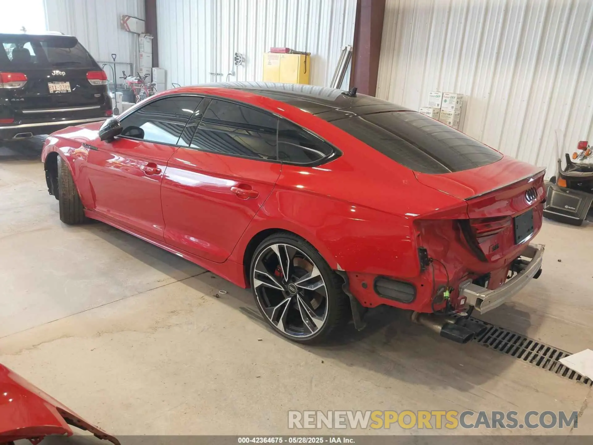 3 fotografías del automóvil dañado WAUC4CF5XRA021609 AUDI S5 SPORTBACK 2024
