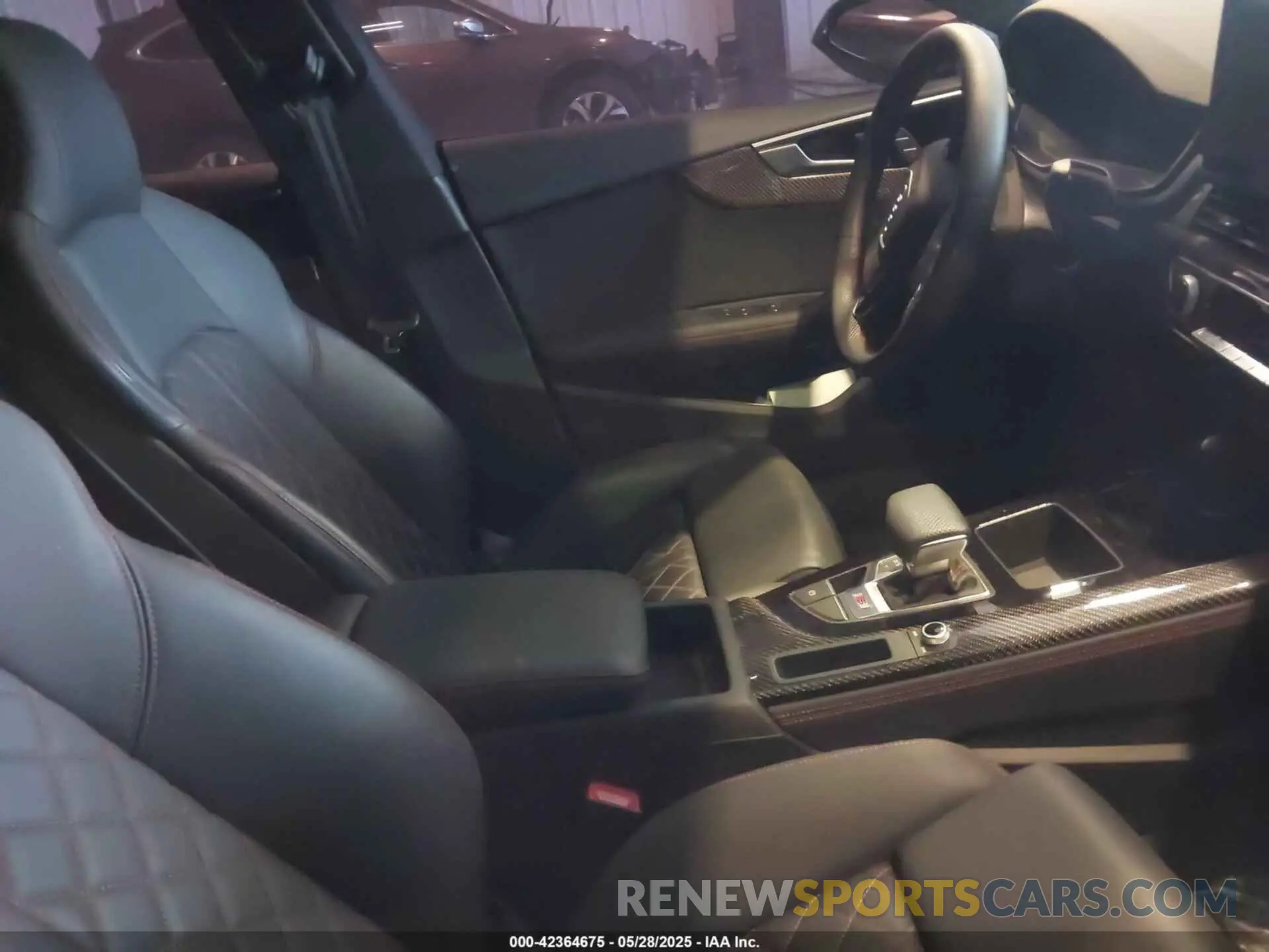 5 fotografías del automóvil dañado WAUC4CF5XRA021609 AUDI S5 SPORTBACK 2024
