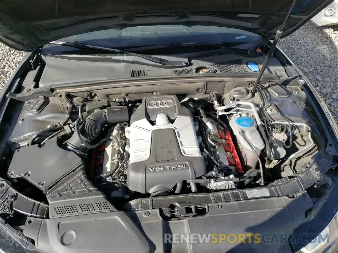 11 fotografías del automóvil dañado WAUCGAFR7FA046588 AUDI S5/RS5 2015