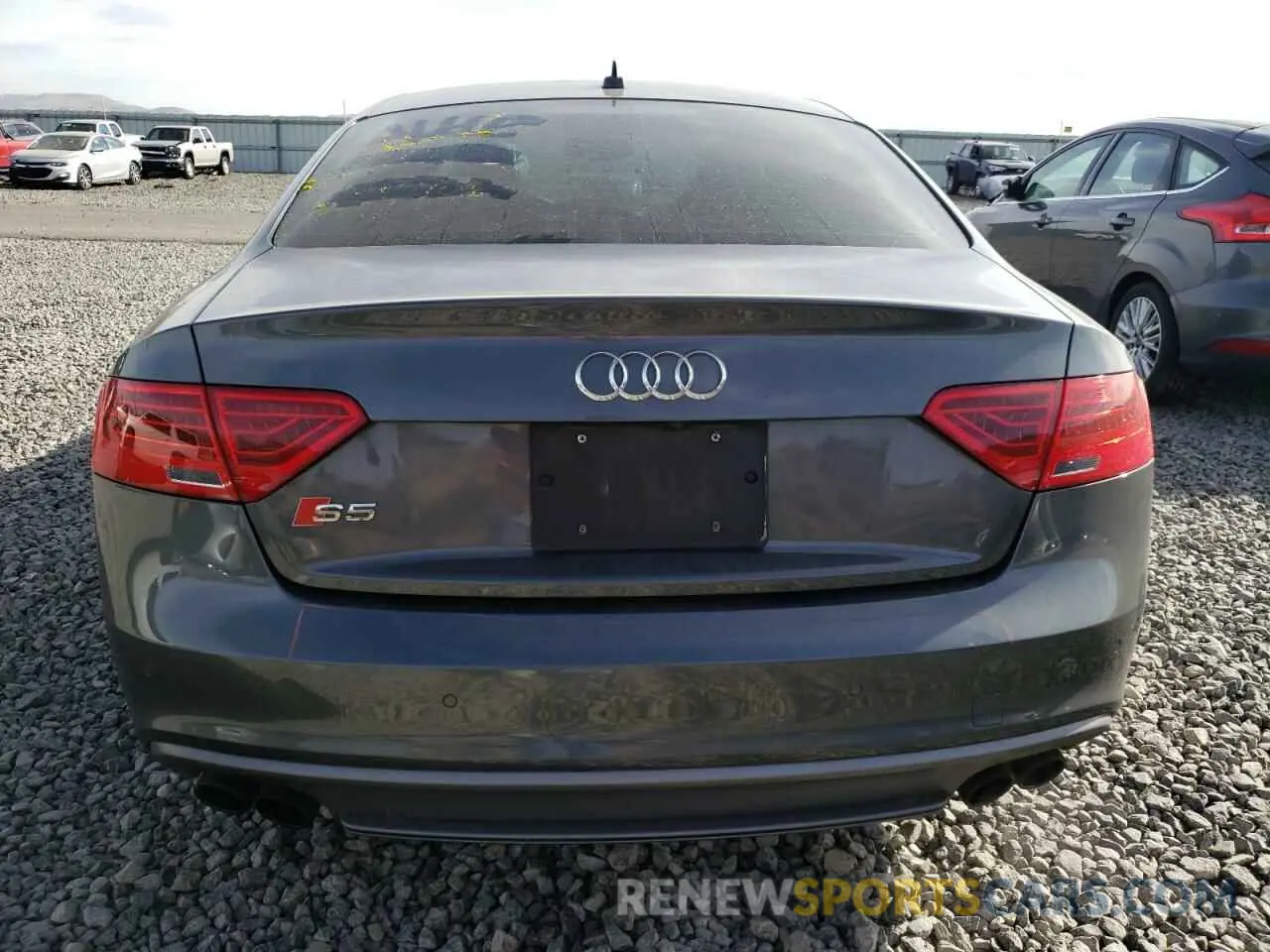 6 fotografías del automóvil dañado WAUCGAFR7FA046588 AUDI S5/RS5 2015