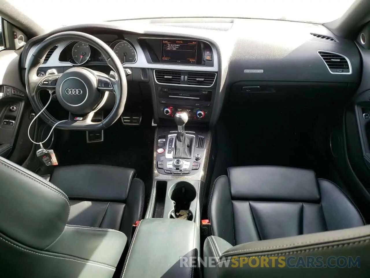 8 fotografías del automóvil dañado WAUCGAFR7FA046588 AUDI S5/RS5 2015