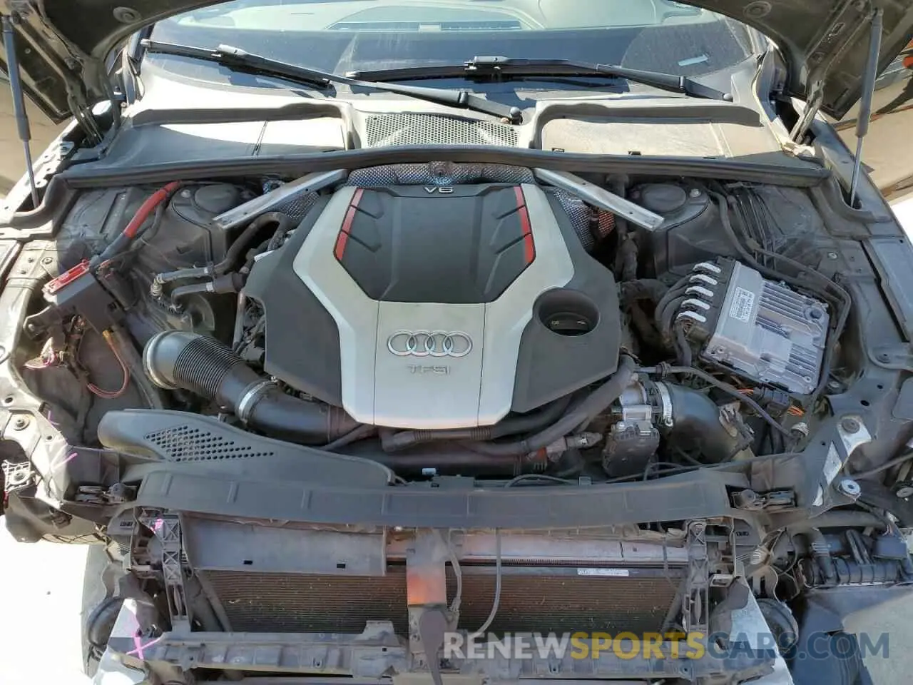 12 fotografías del automóvil dañado WAUA4CF51KA003450 AUDI S5/RS5 2019