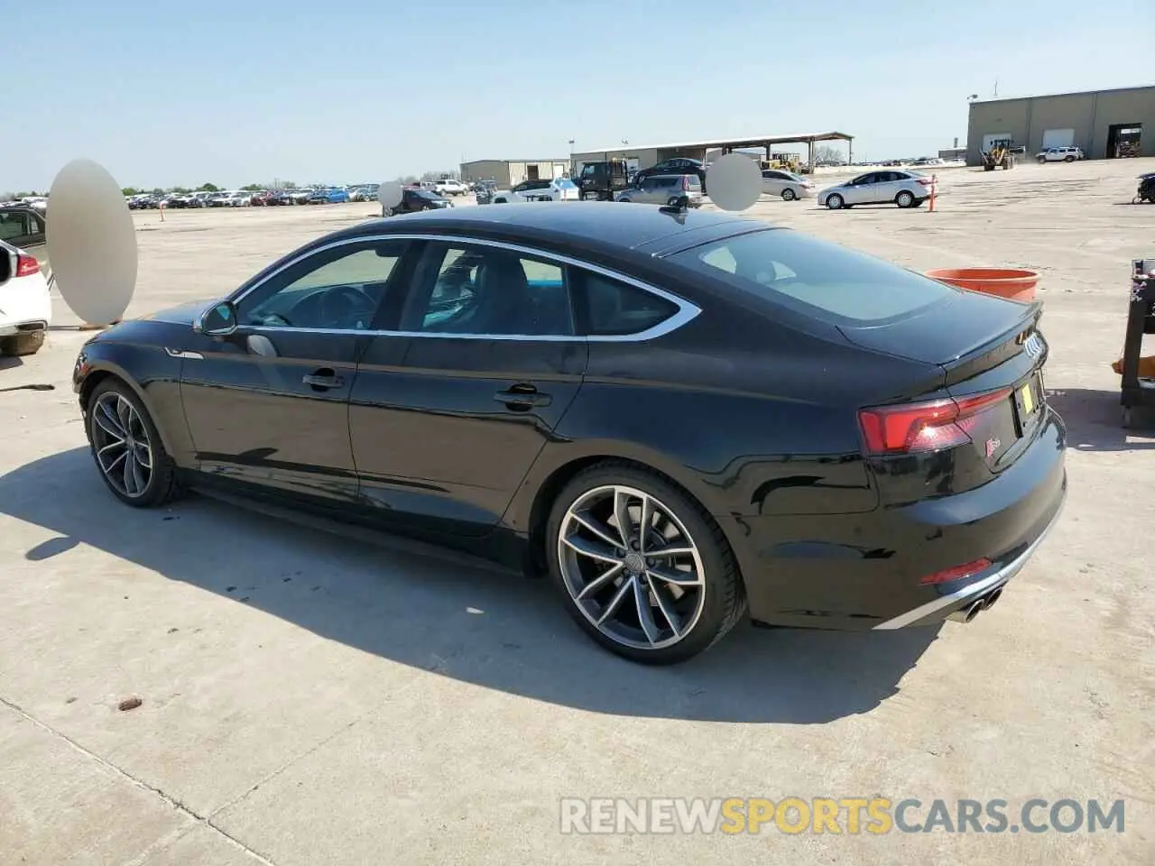 2 fotografías del automóvil dañado WAUA4CF51KA003450 AUDI S5/RS5 2019