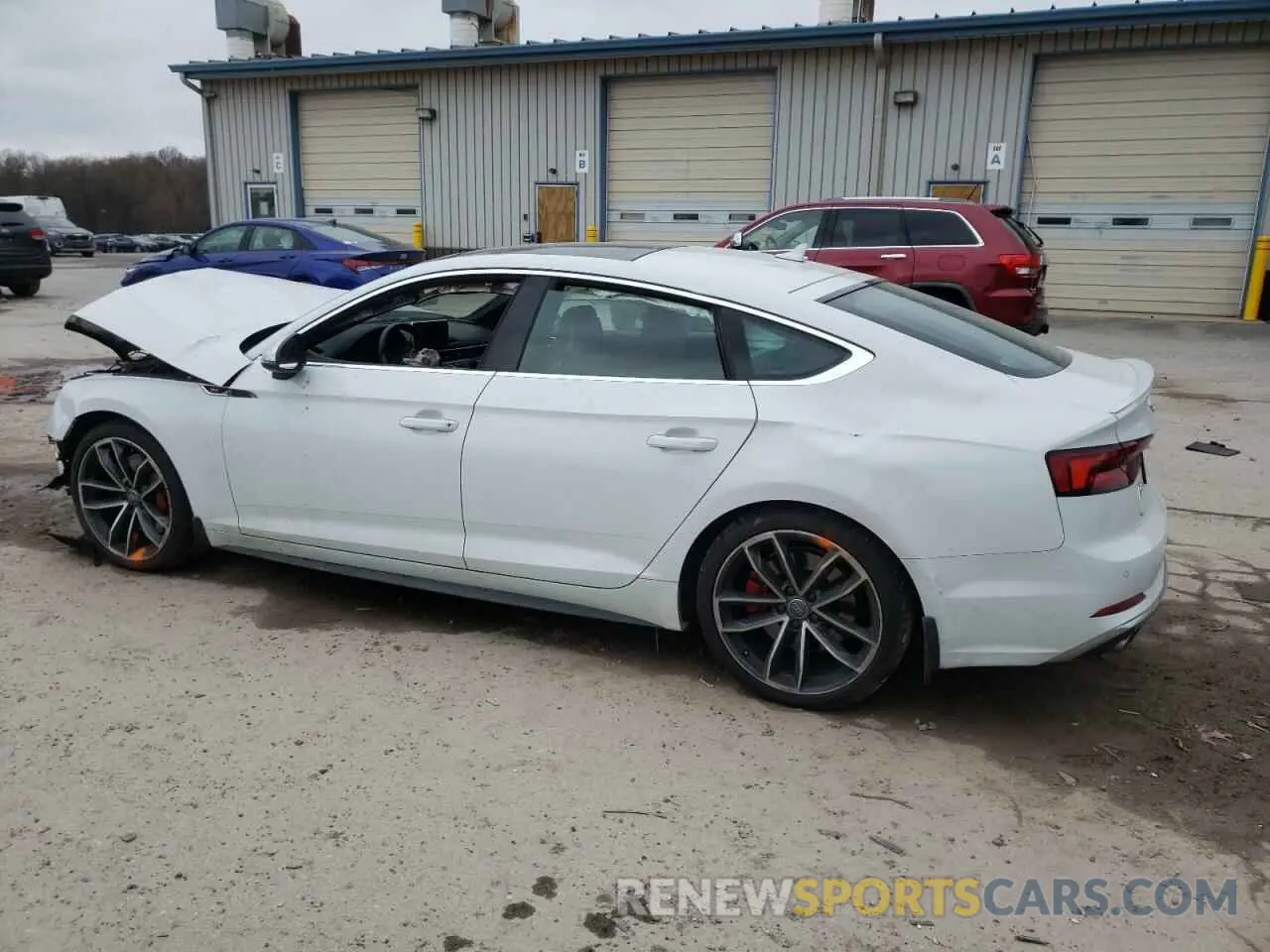 2 fotografías del automóvil dañado WAUB4CF54KA022823 AUDI S5/RS5 2019