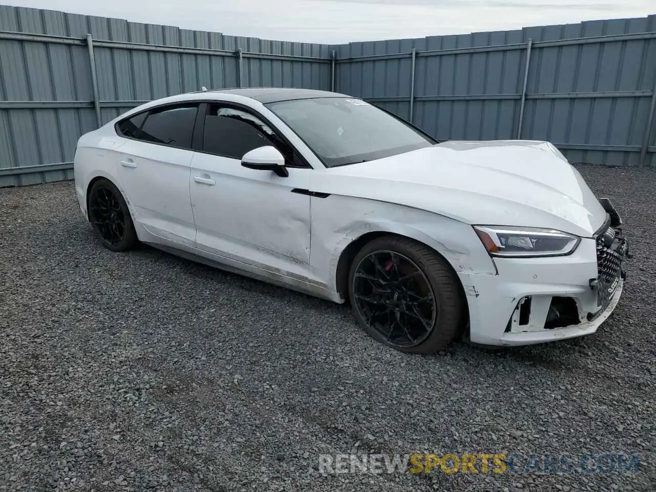 4 fotografías del automóvil dañado WAUC4CF52KA015941 AUDI S5/RS5 2019