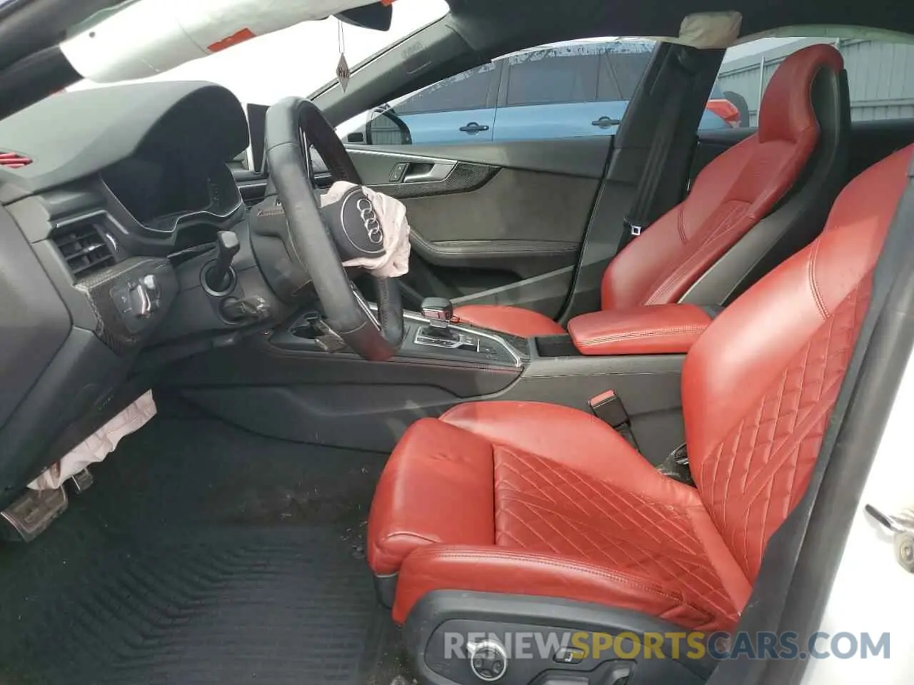 7 fotografías del automóvil dañado WAUC4CF52KA015941 AUDI S5/RS5 2019