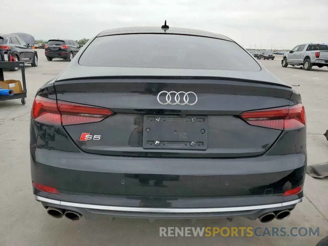 6 fotografías del automóvil dañado WAUC4CF54KA044826 AUDI S5/RS5 2019