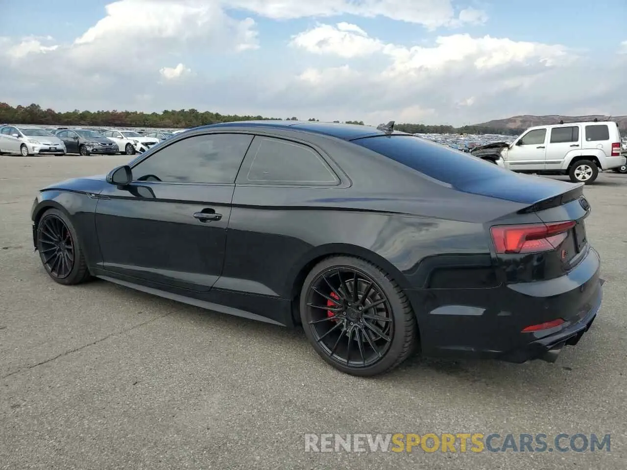 2 fotografías del automóvil dañado WAUP4AF52KA002306 AUDI S5/RS5 2019