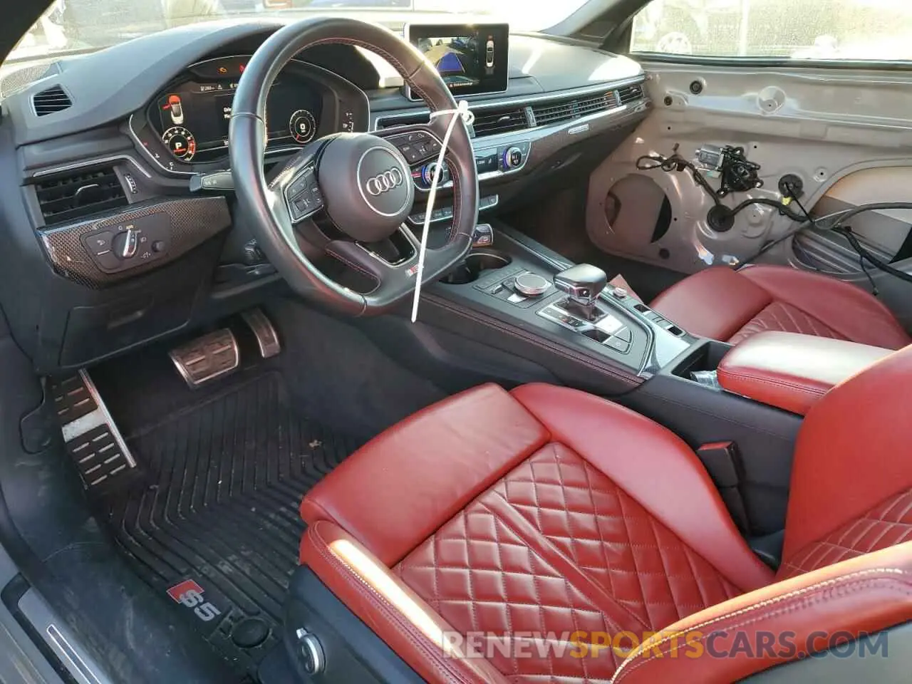 7 fotografías del automóvil dañado WAUY4GF50KN001168 AUDI S5/RS5 2019